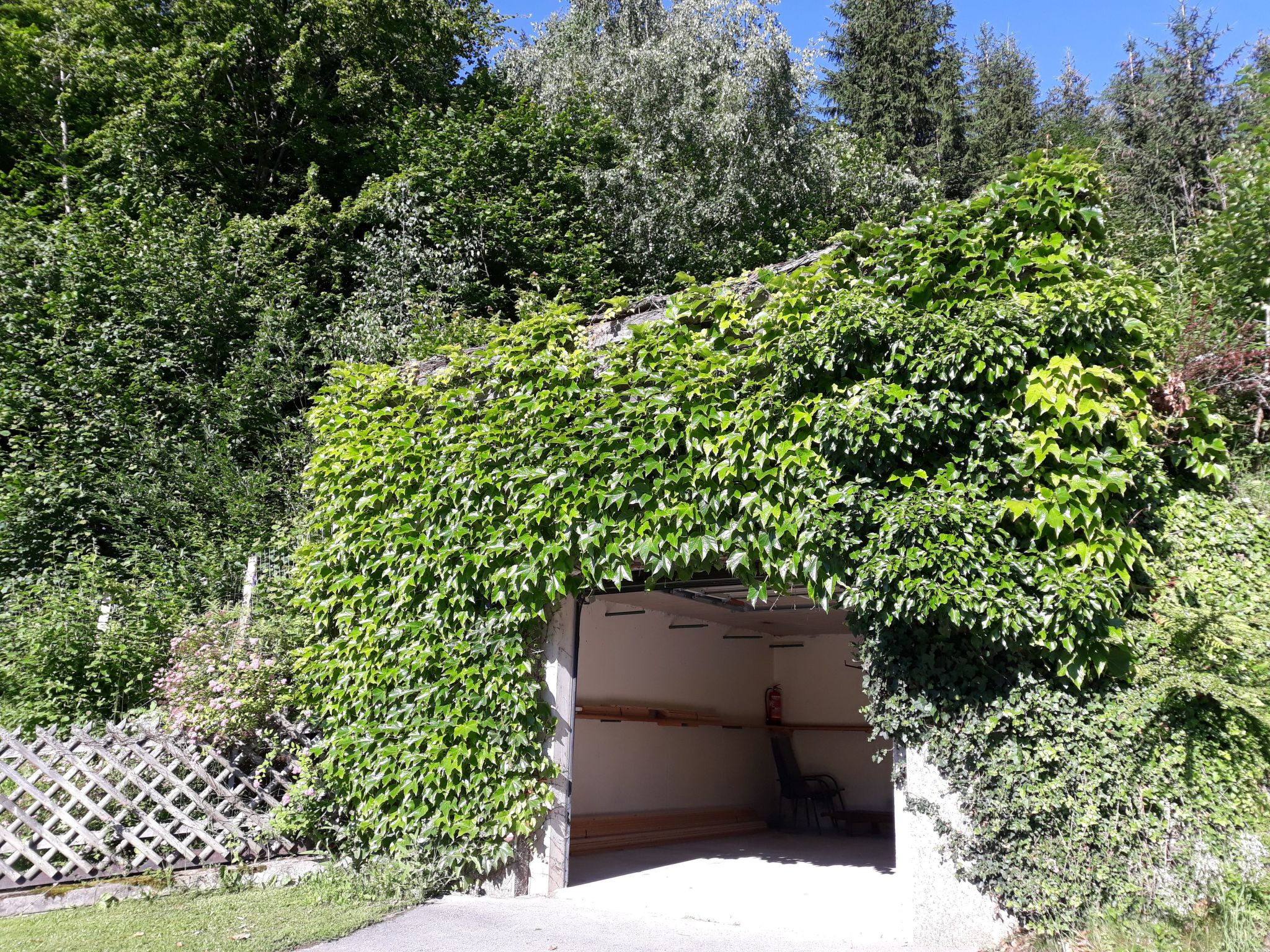 Umundumhütte-Binnen