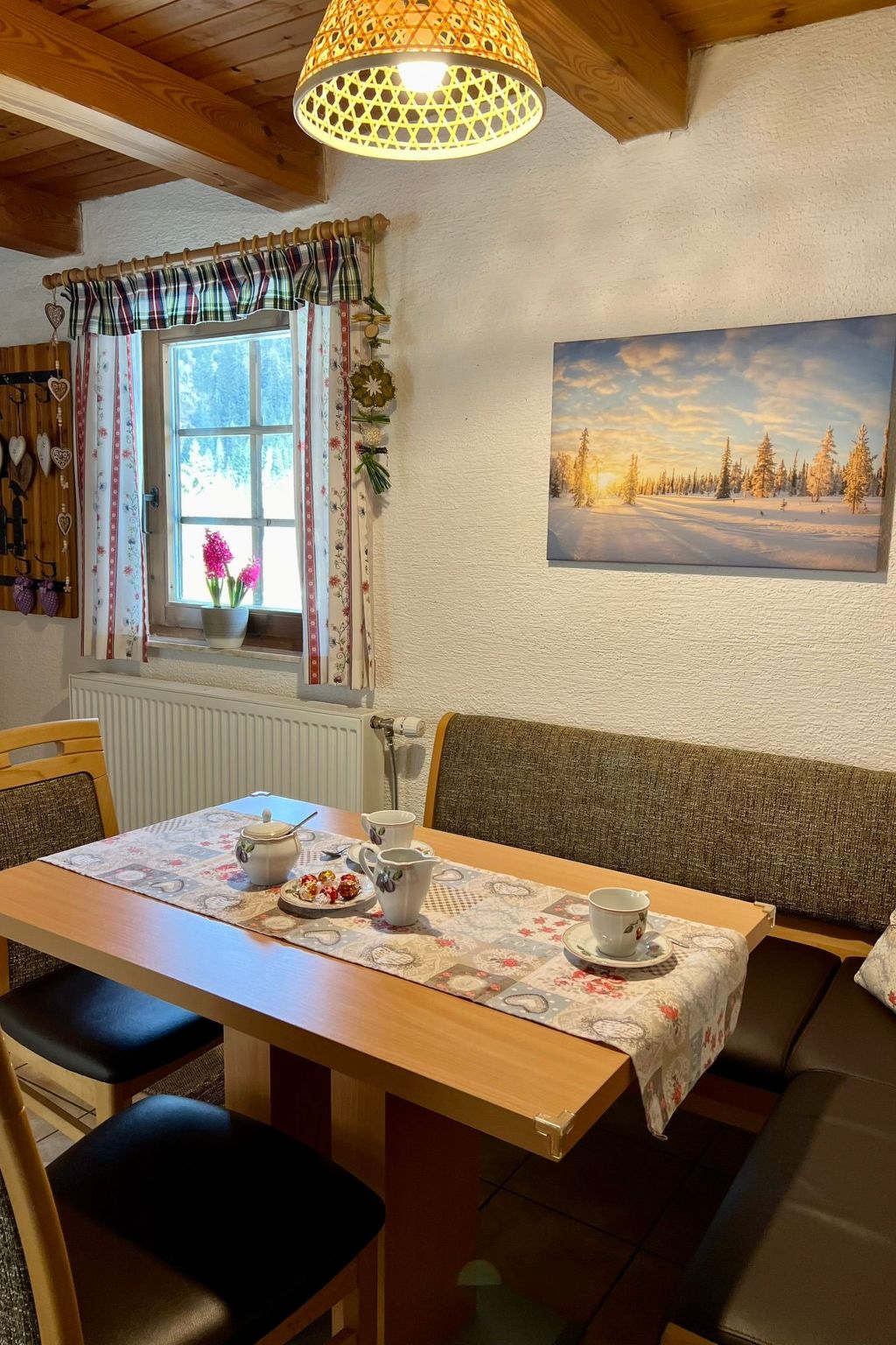 Umundumhütte-Binnen