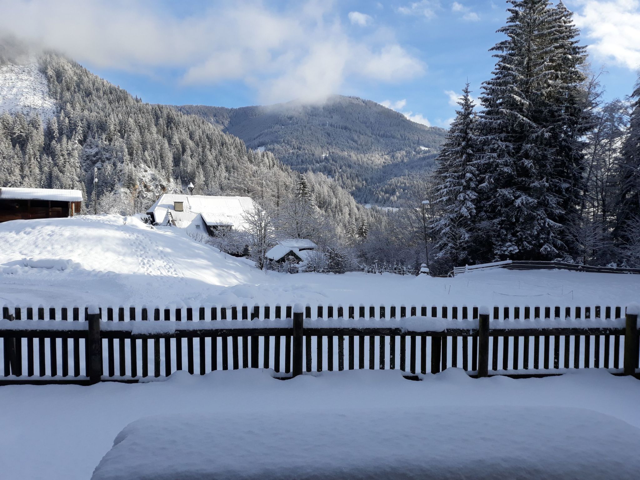 Umundumhütte-Binnen