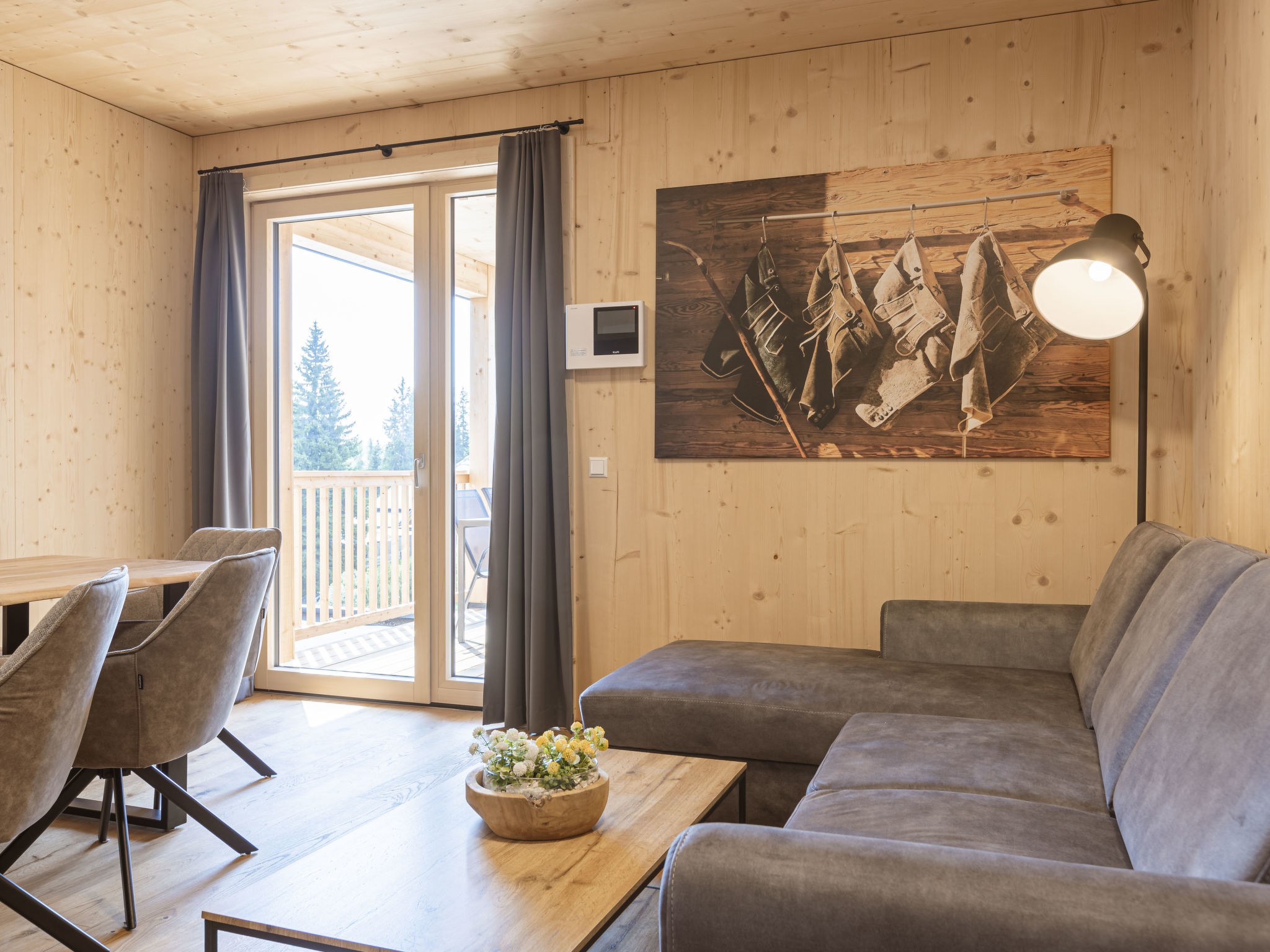 Mit 2 Schlafzimmern & Sauna-Binnen