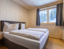 mit 3 Schlafzimmer