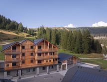 Bergresort Lachtal: 3-slaapkamer appartement met sauna, direct aan de piste - thumbnail 1