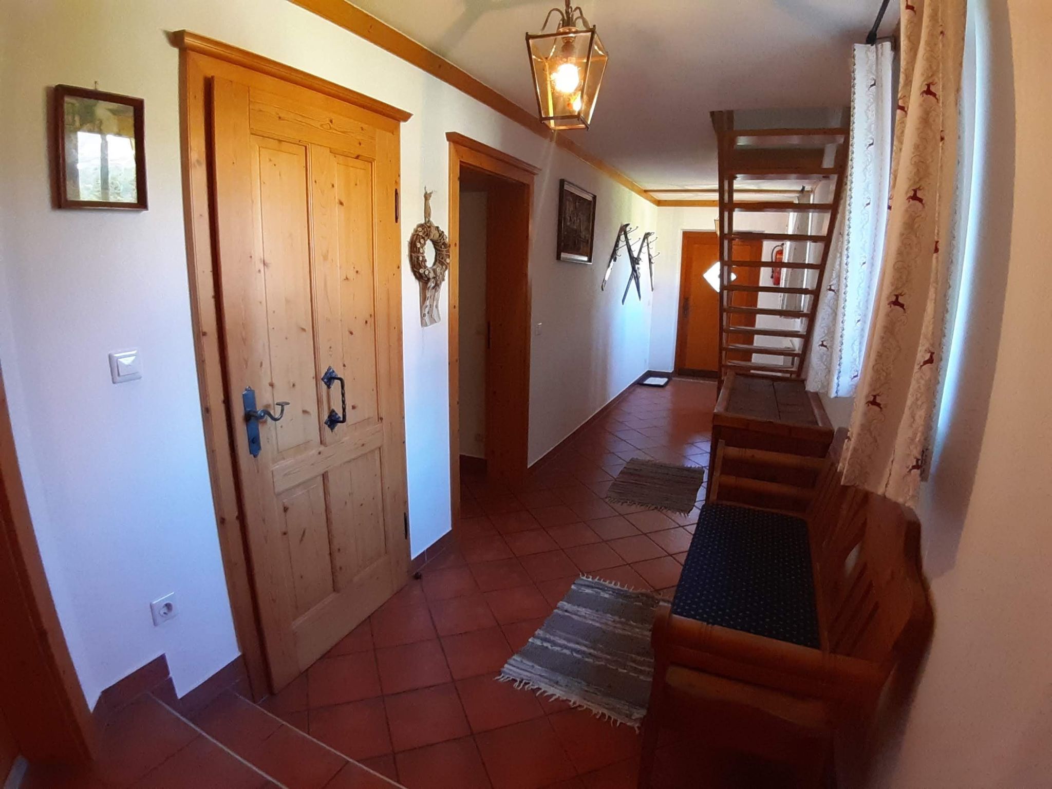 Lachtalhütte-Binnen