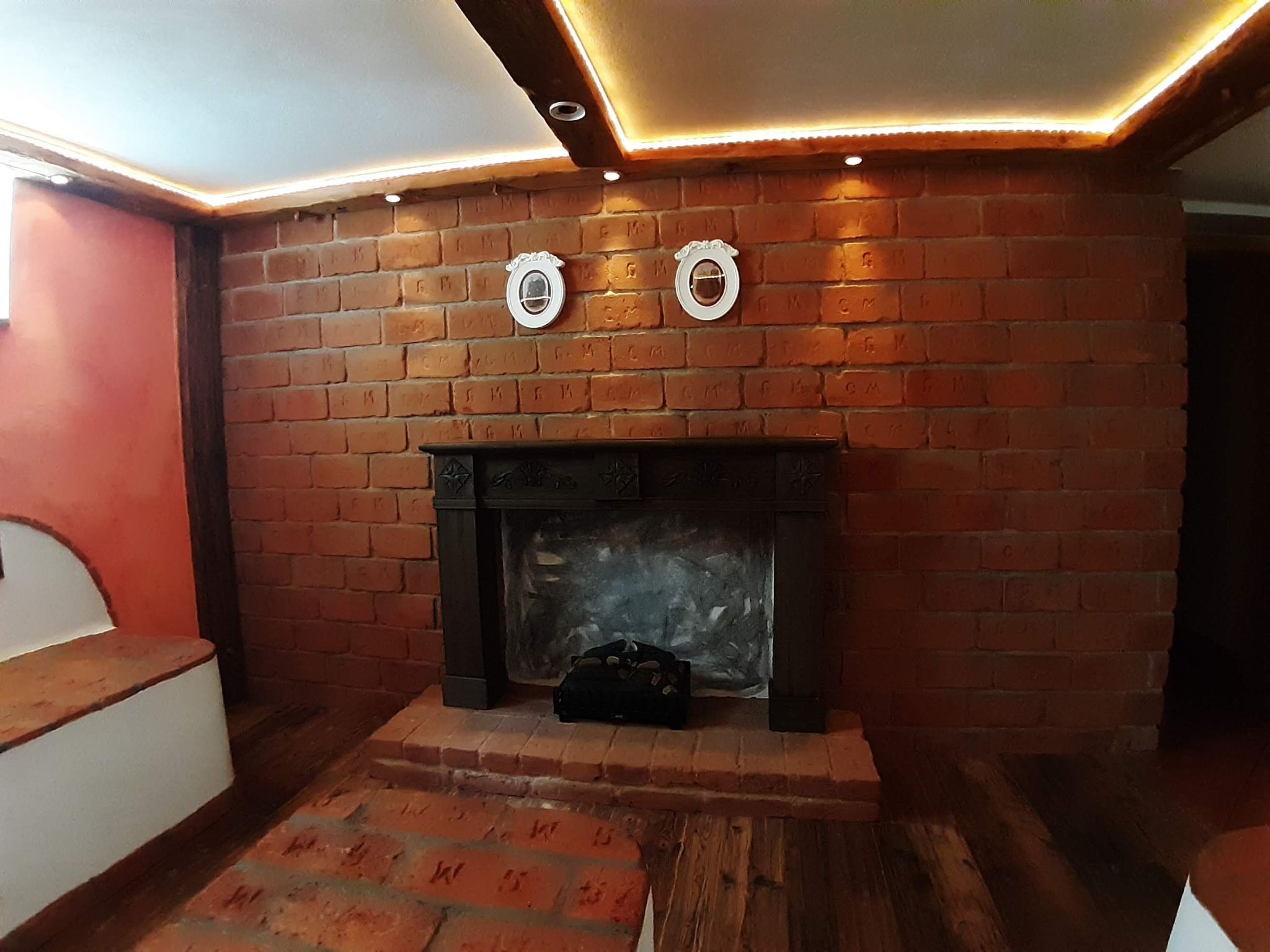 Lachtalhütte-Binnen