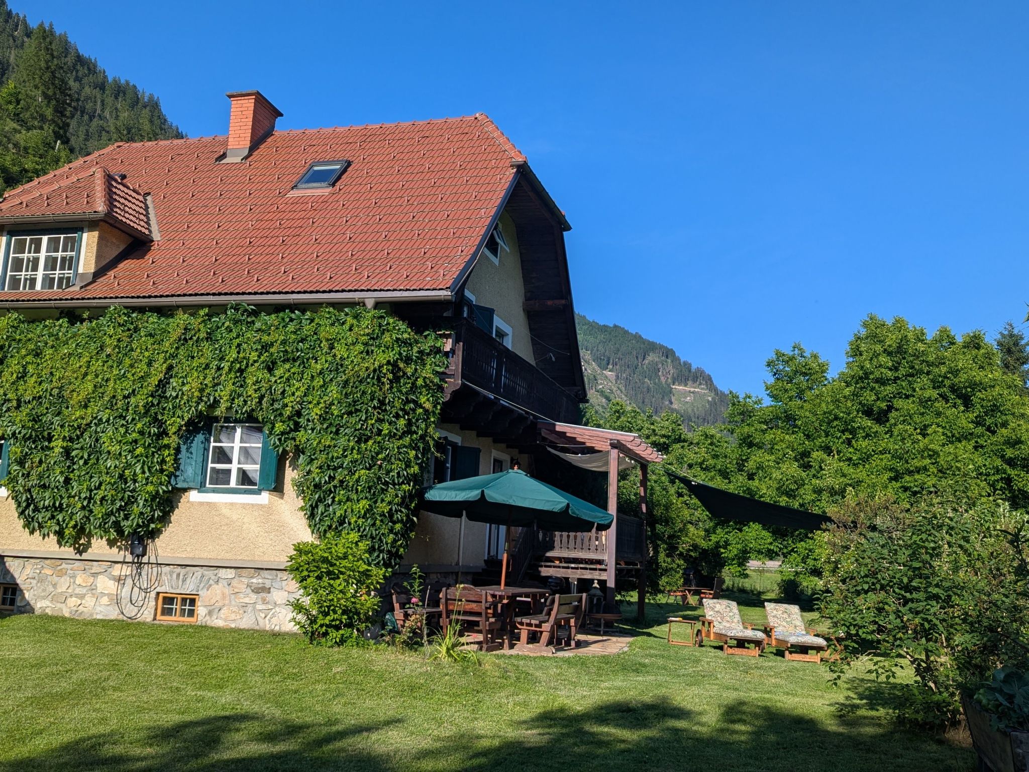 Vakantiehuis met omheinde tuin in Frojach (Oostenrijk) 1 hond is welkom