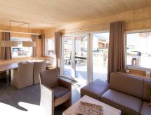 Superior # 15 mit IR-Sauna & Sprudelbad