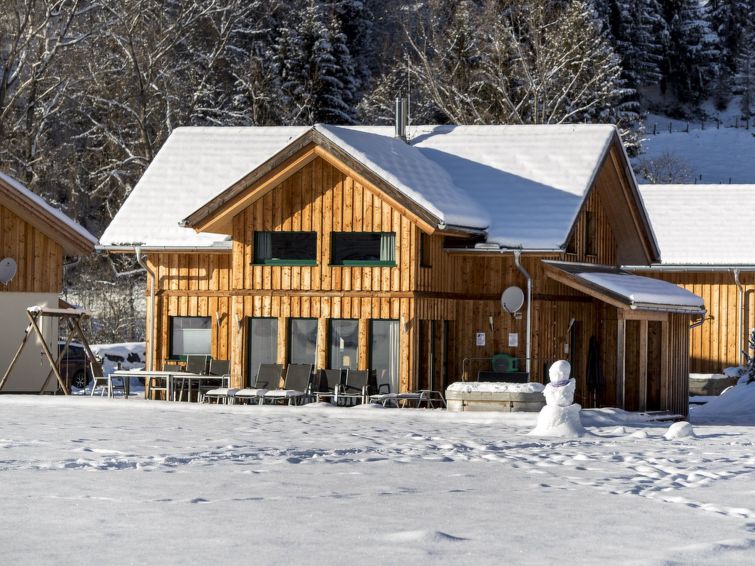 Semesterhus Chalet Sonneck mit OutdoorSprudelbad 12P