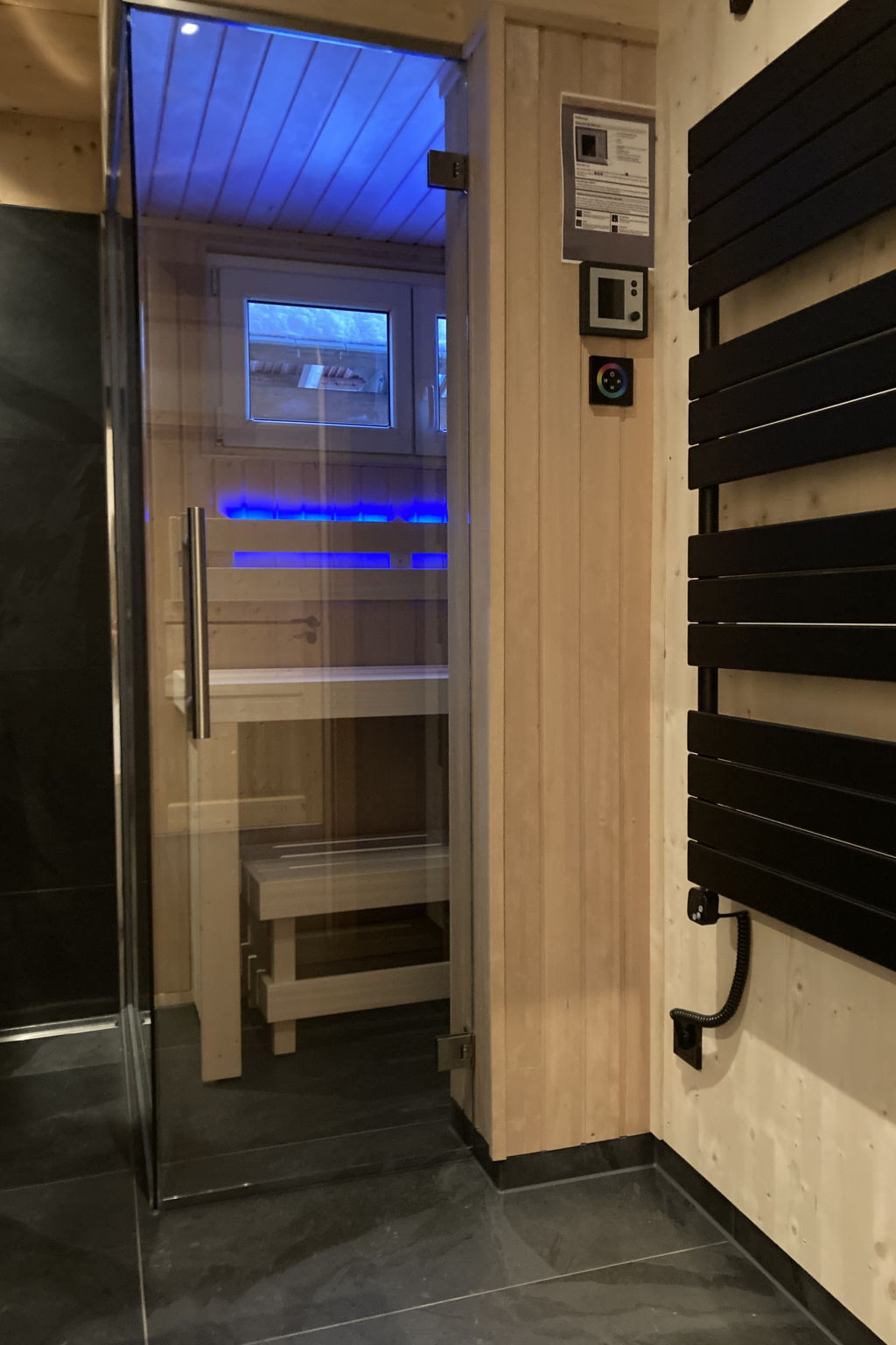Sonneck mit Outdoor Sprudelbad 12P - Image 5