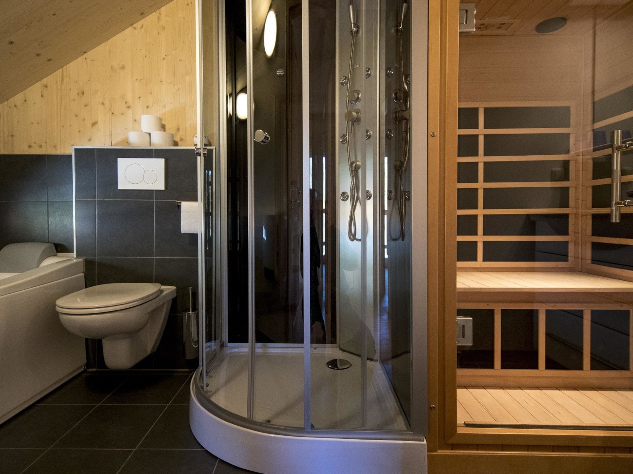 Luxe vakantiehuis in Murau: 6-persoons bergchalet met tuin bij Kreischberg - foto 8