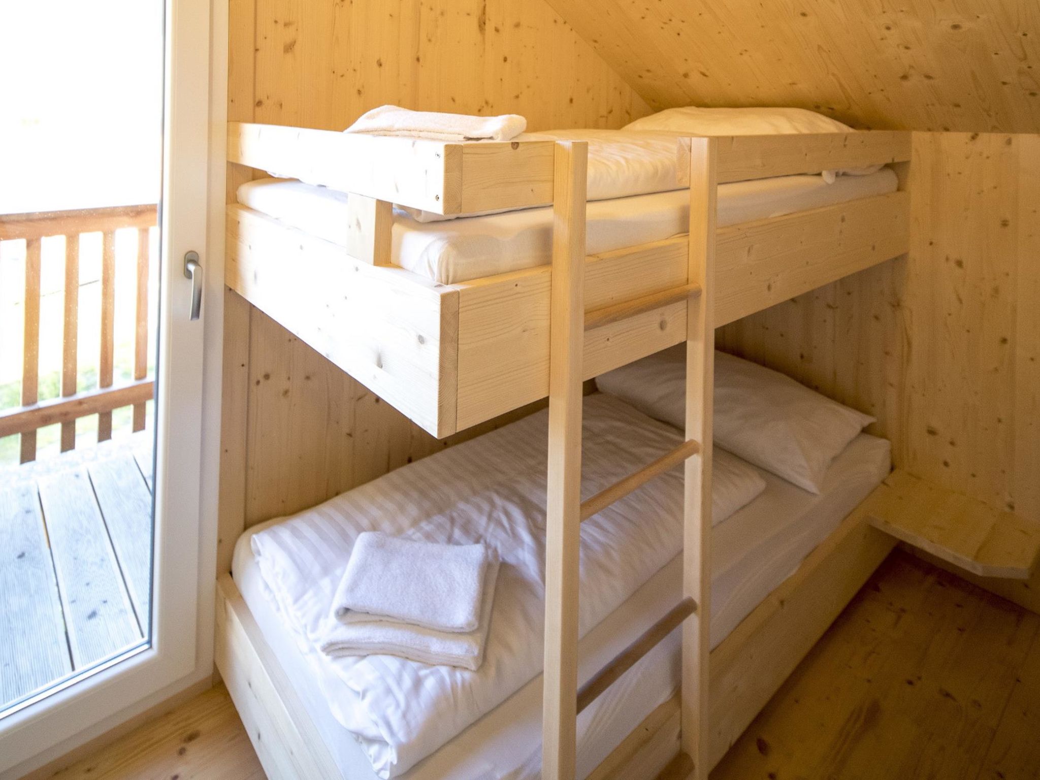 Luxe vakantiehuis in Murau: 6-persoons bergchalet met tuin bij Kreischberg - foto 9