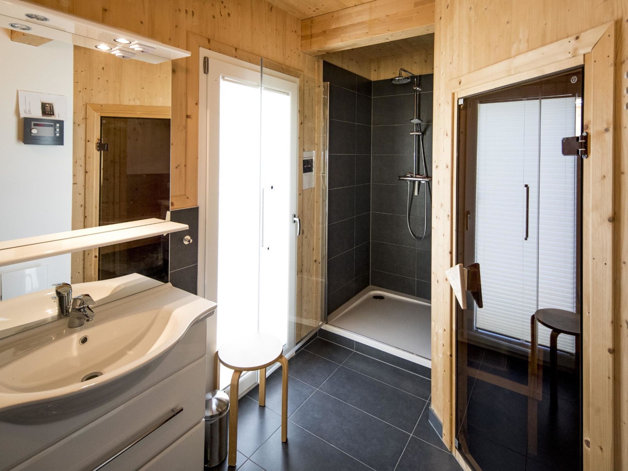 Sonneck mit OutdoorSprudelbad 10P - Image 5