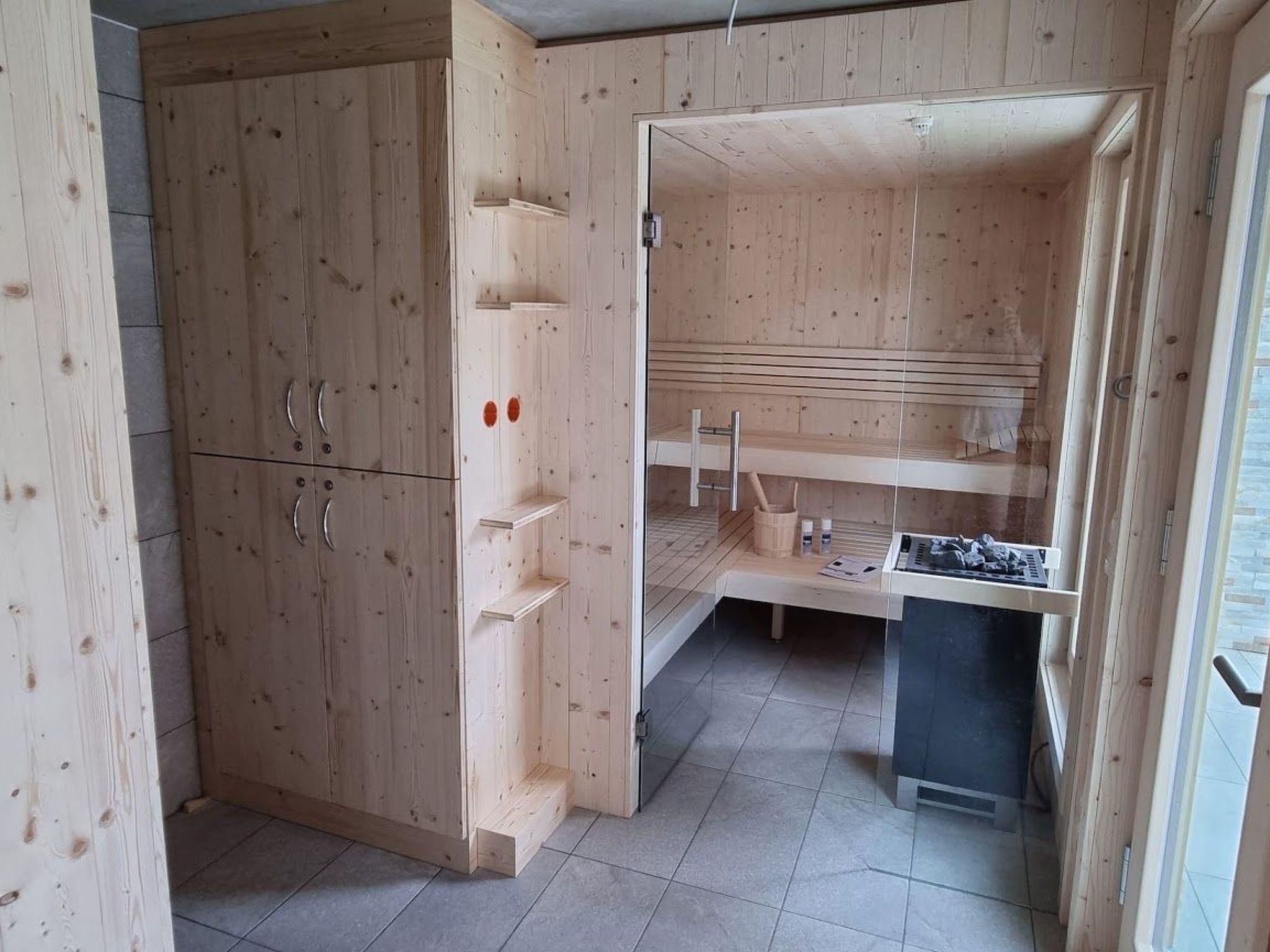 Wellnesschalet-Dedans