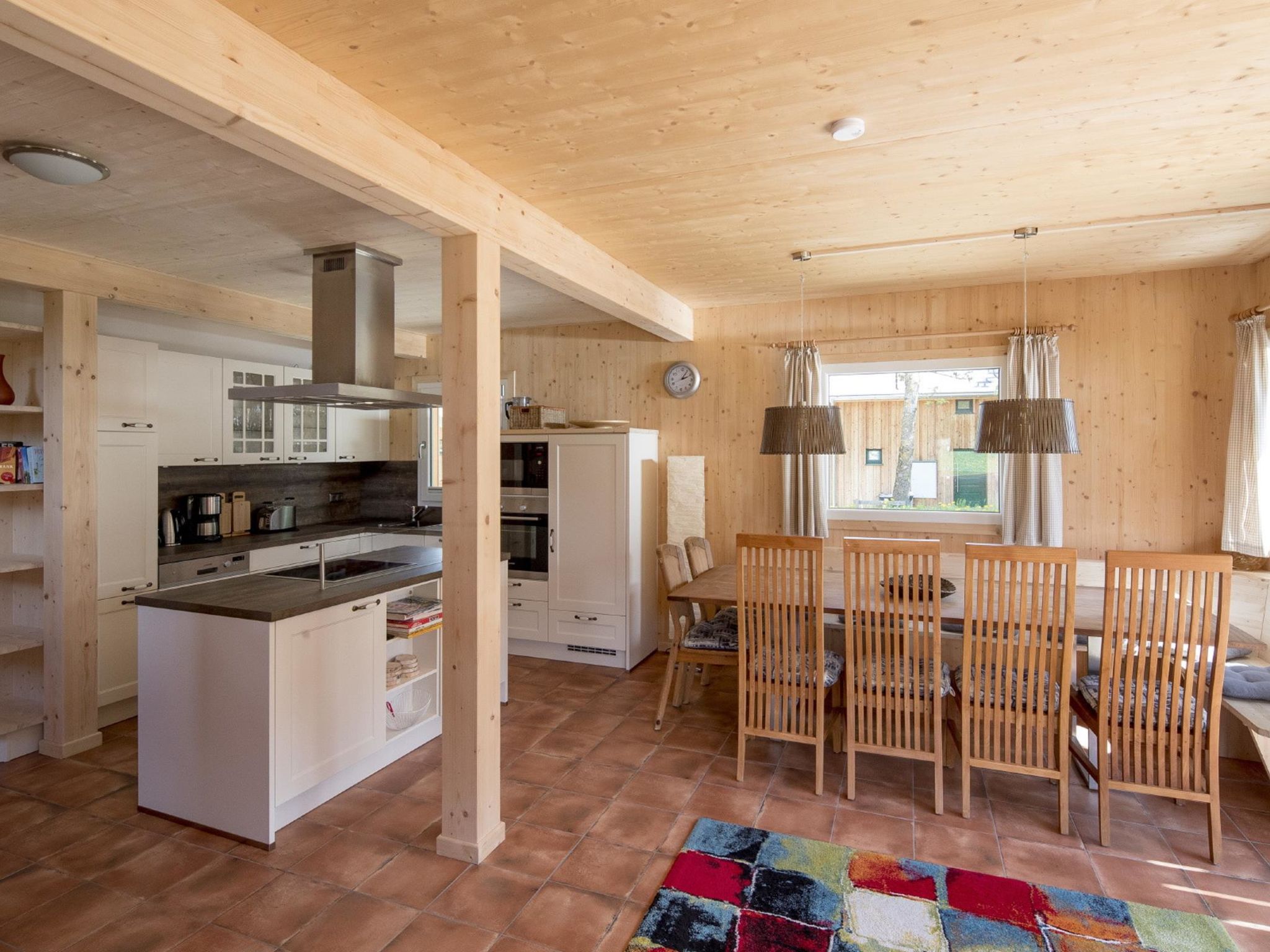 Maison Chalet 4 Schlafzimmern, Sauna & SwimSPA – Cuisine et coin repas, photo 35 sur 35