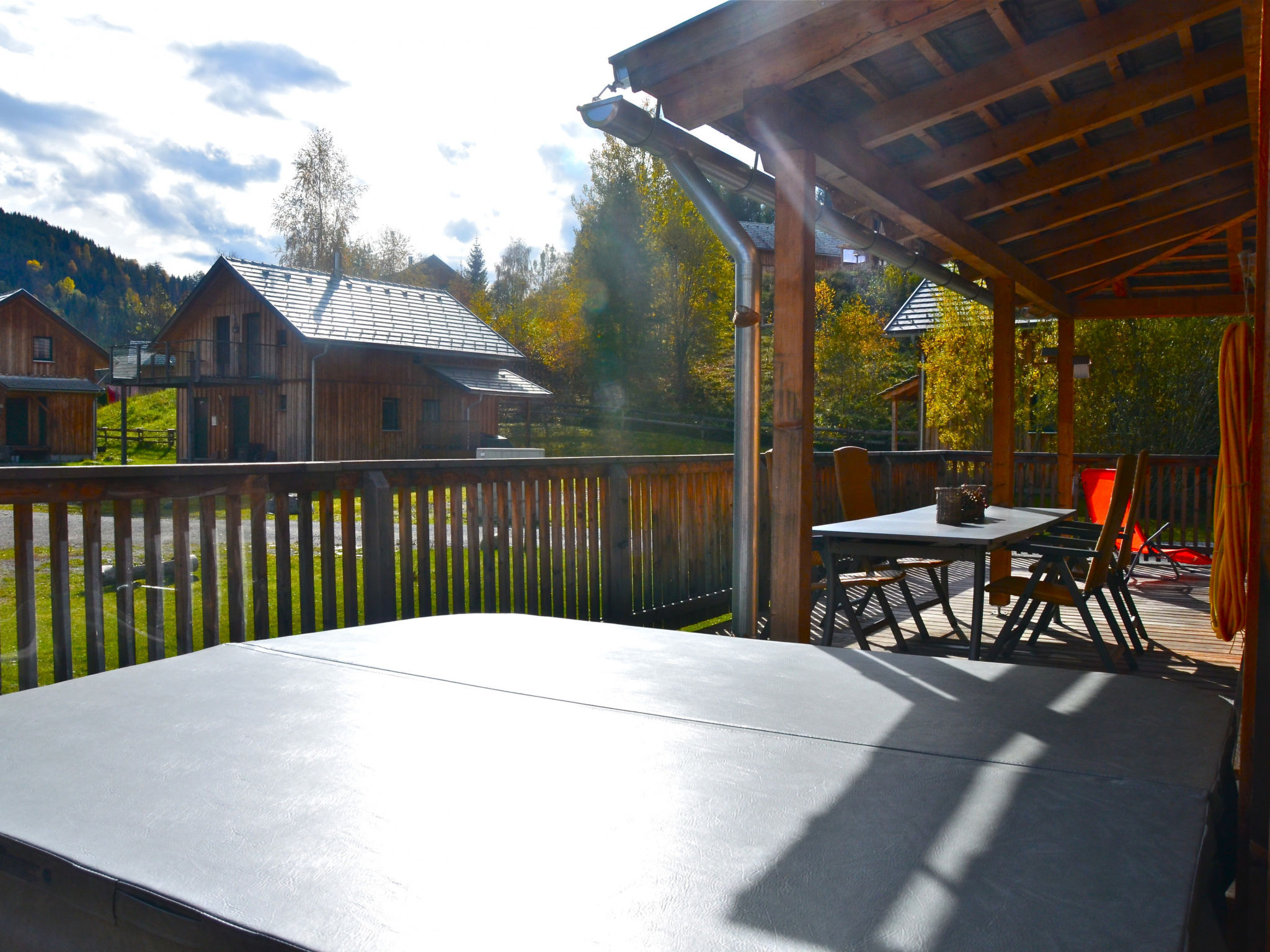 Maison # 139 mit 4 Schlafzimmern & Sprudelbad – Vue aérienne, photo 9 sur 27