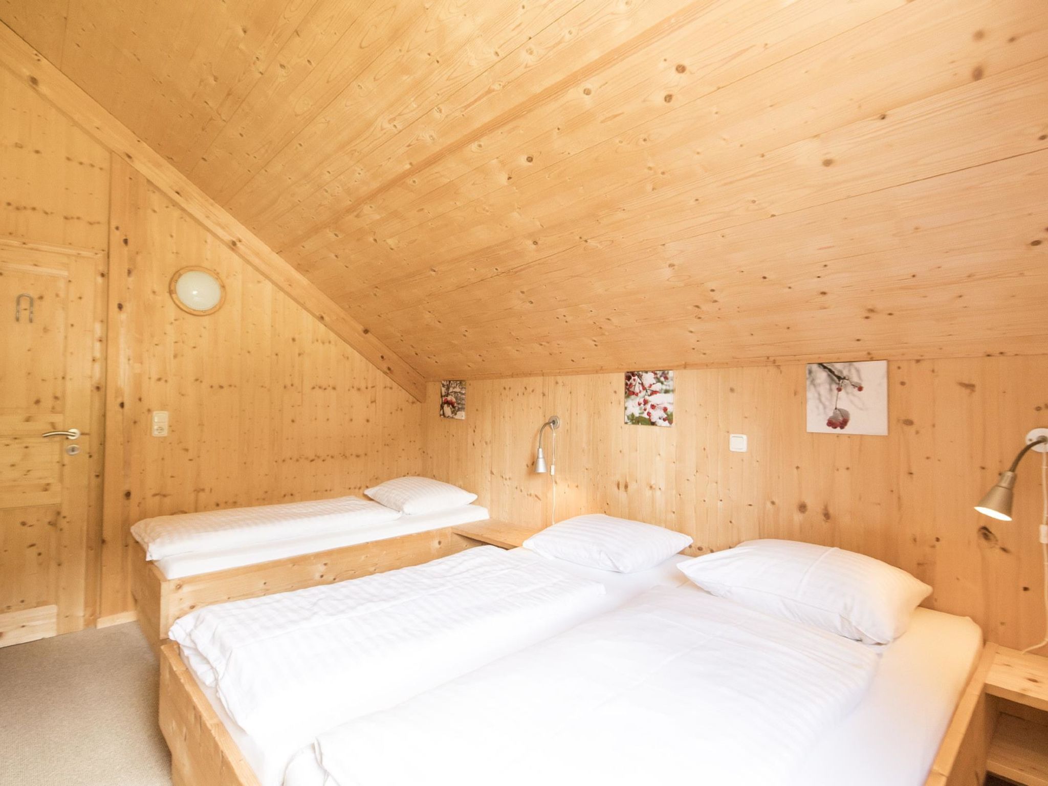Maison # 139 mit 4 Schlafzimmern & Sprudelbad – Chambre, photo 7 sur 27