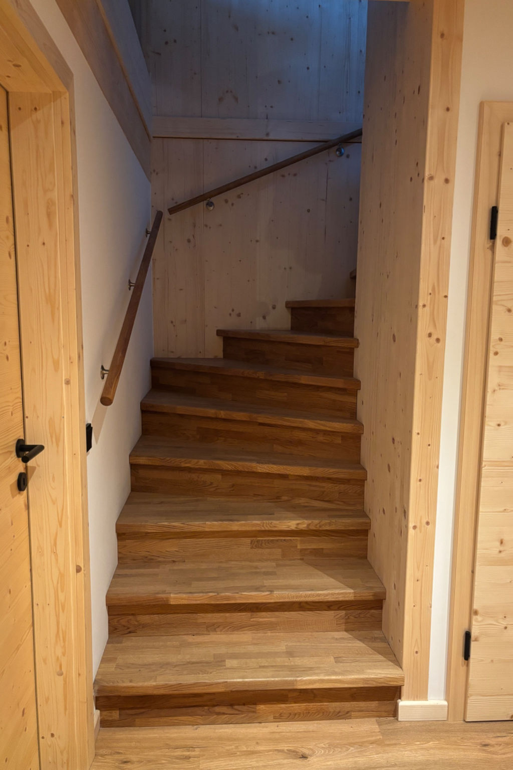 02_Nth031_Sup Chalet mit Sauna und Hot Tub 2 Etage - Drinnen