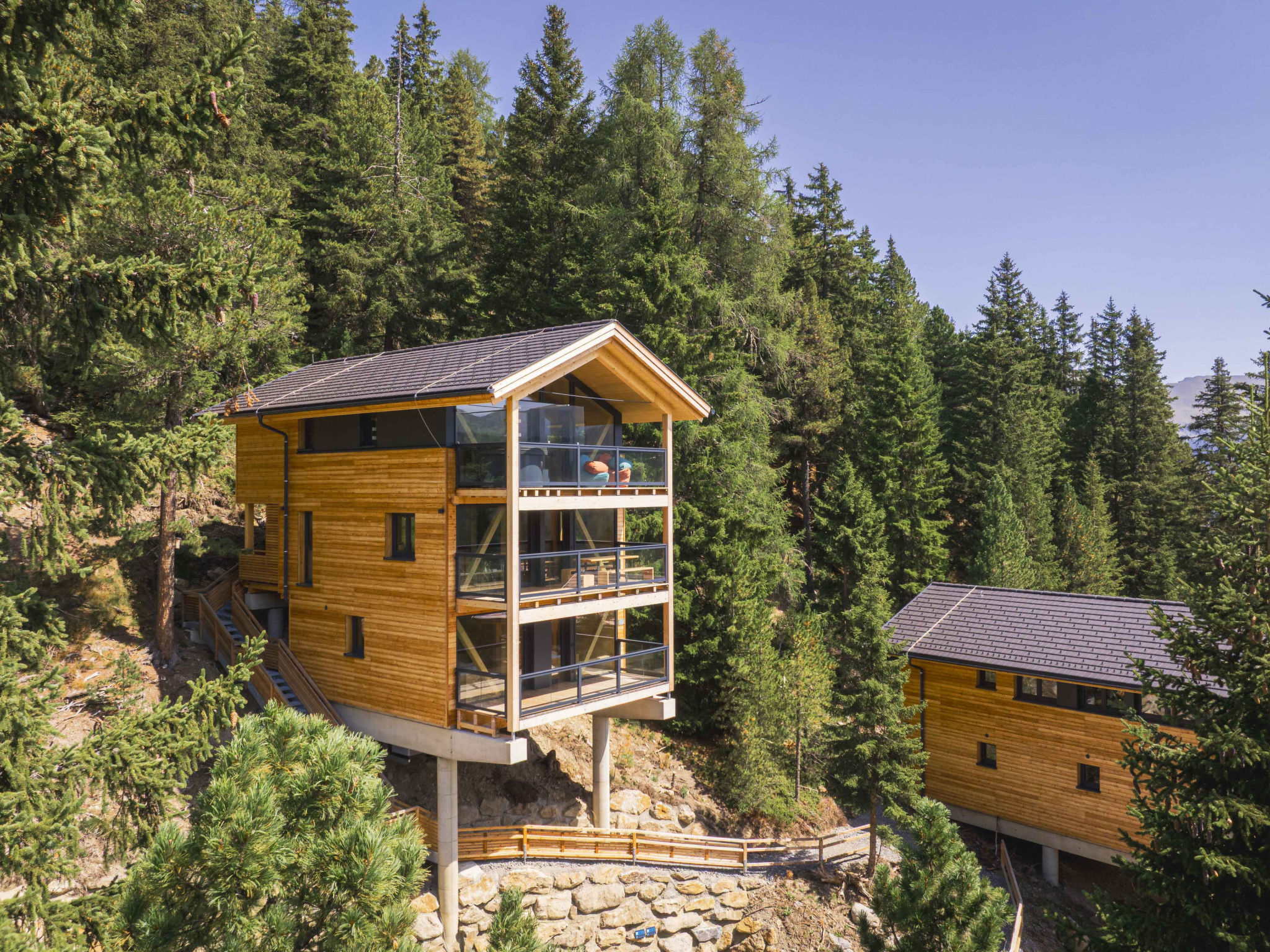03_NTH032_Deluxe Chalet mit Sauna und Hot Tub - Draußen