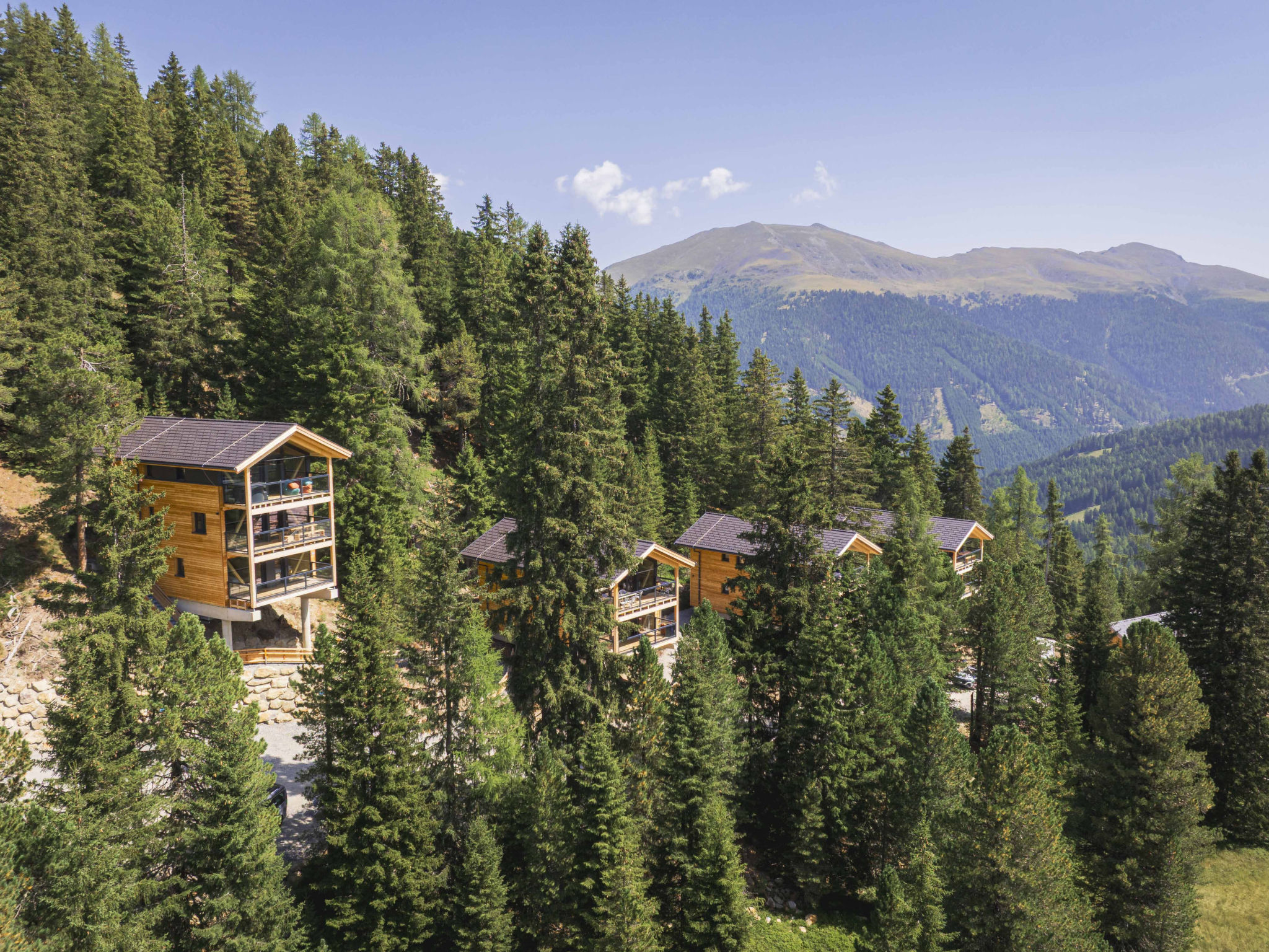03_NTH032_Deluxe Chalet mit Sauna und Hot Tub - Draußen