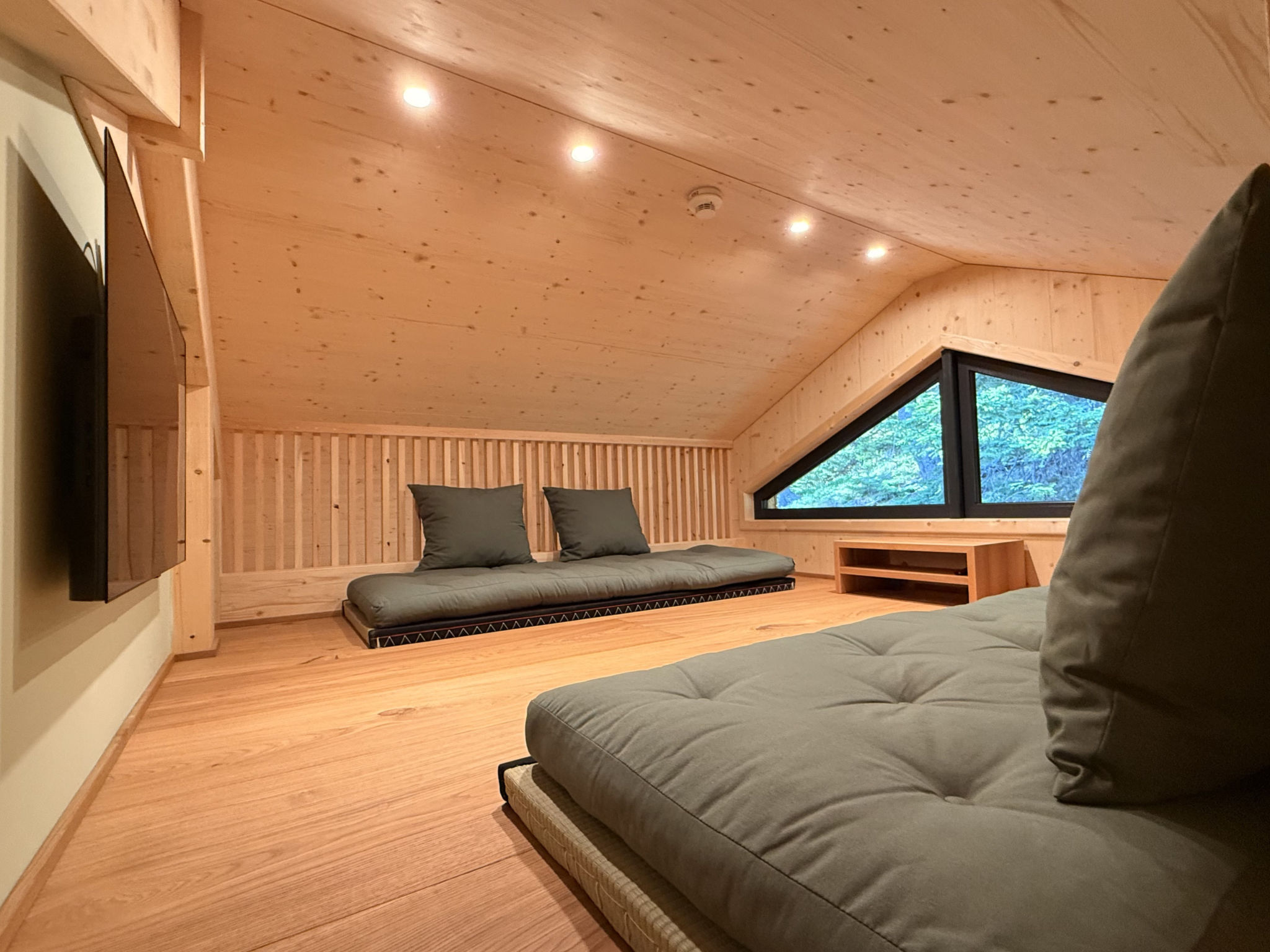 03_NTH032_Deluxe Chalet mit Sauna und Hot Tub - Draußen
