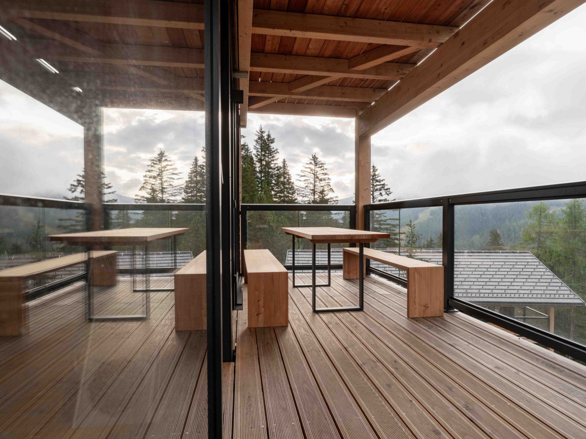 03_NTH032_Deluxe Chalet mit Sauna und Hot Tub - Draußen