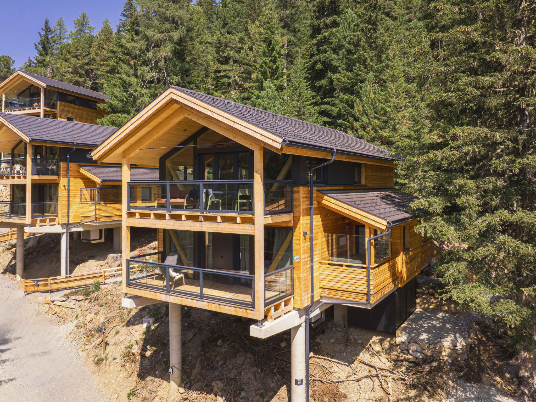 02_NTH030_Sup Chalet mit Sauna und Hot Tub 2 Etage - Draußen