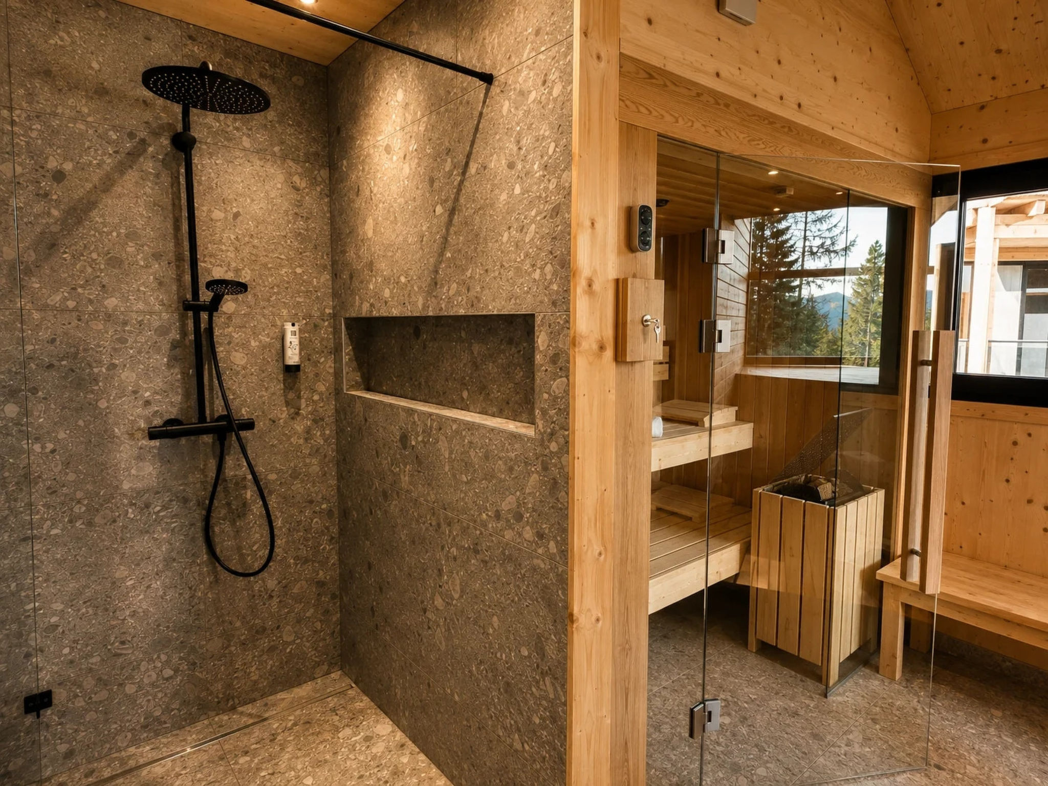 02_NTH050_18a_Sup Chalet mit Sauna und Hot Tub 2 E - Inside