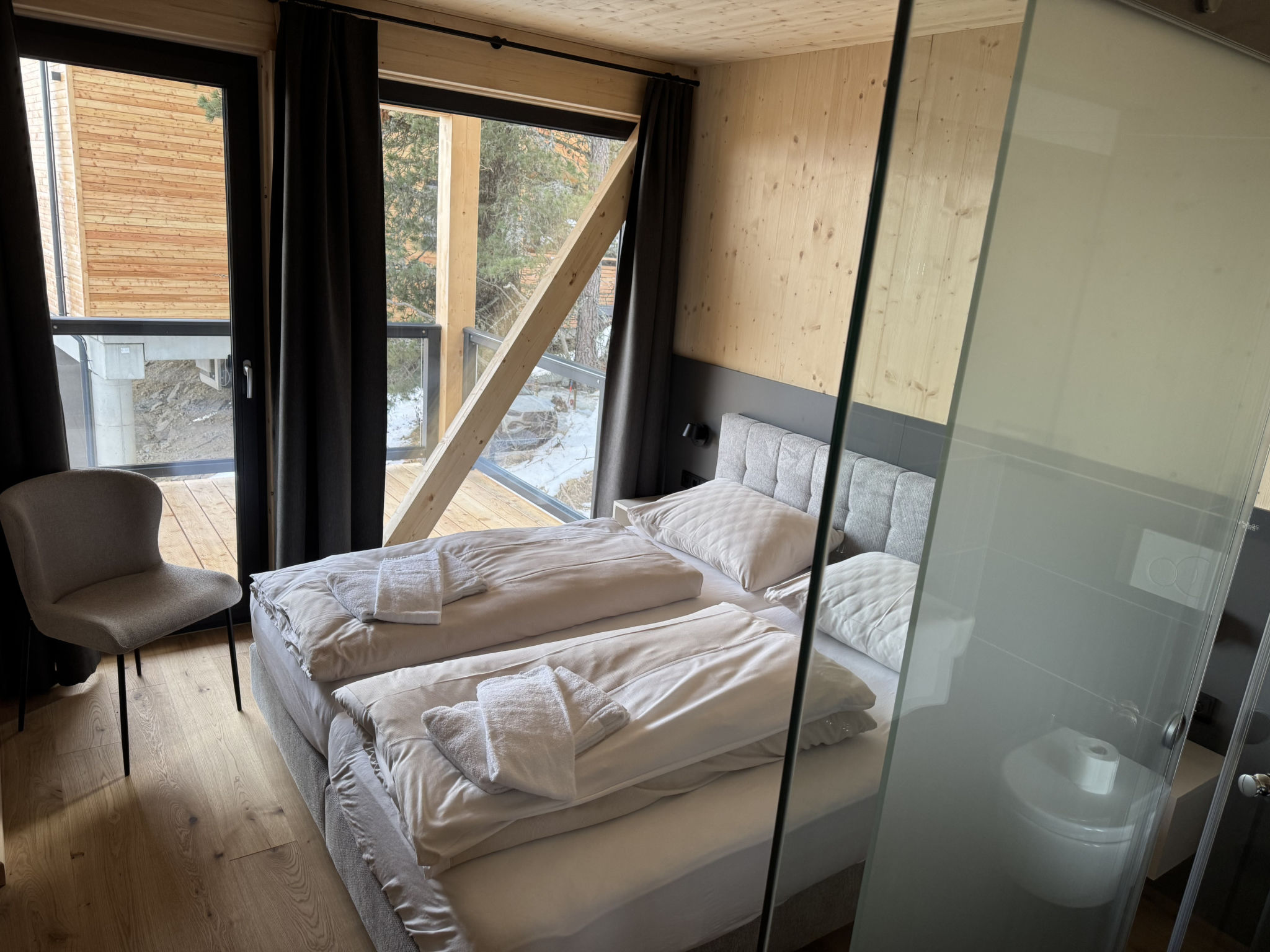 02_Nth055_18f_Sup Chalet mit Sauna und Hot Tub 2 E - Drinnen