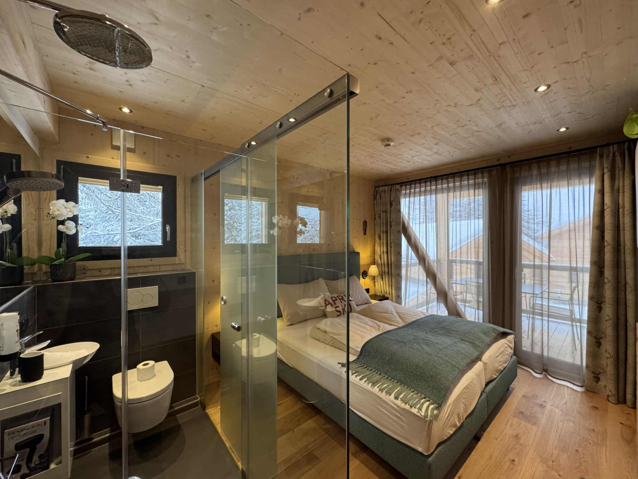 02_NTH056_18g_Sup Chalet mit Sauna und Hot Tub 2 E - Binnen