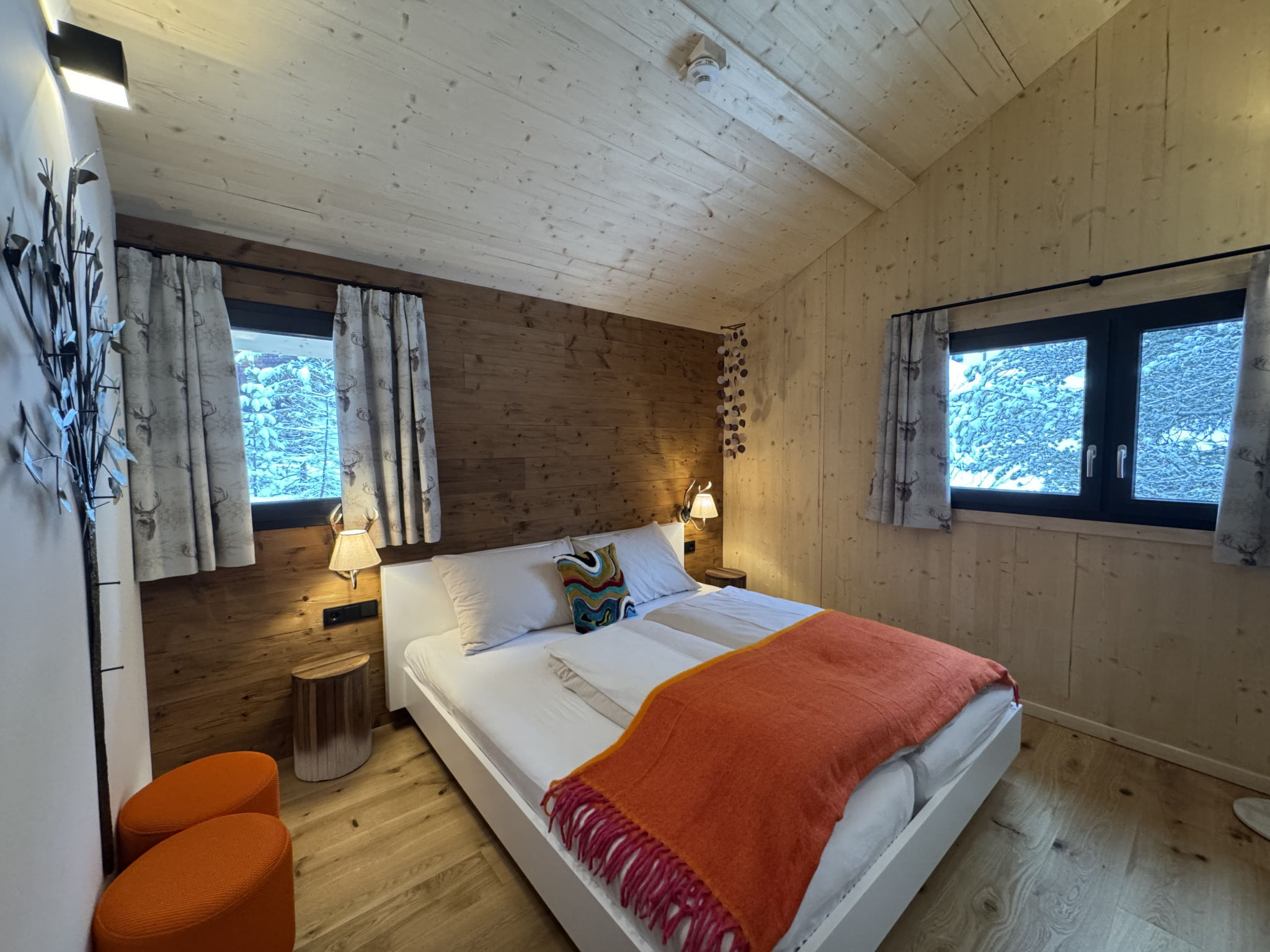 02_NTH056_18g_Sup Chalet mit Sauna und Hot Tub 2 E - Binnen