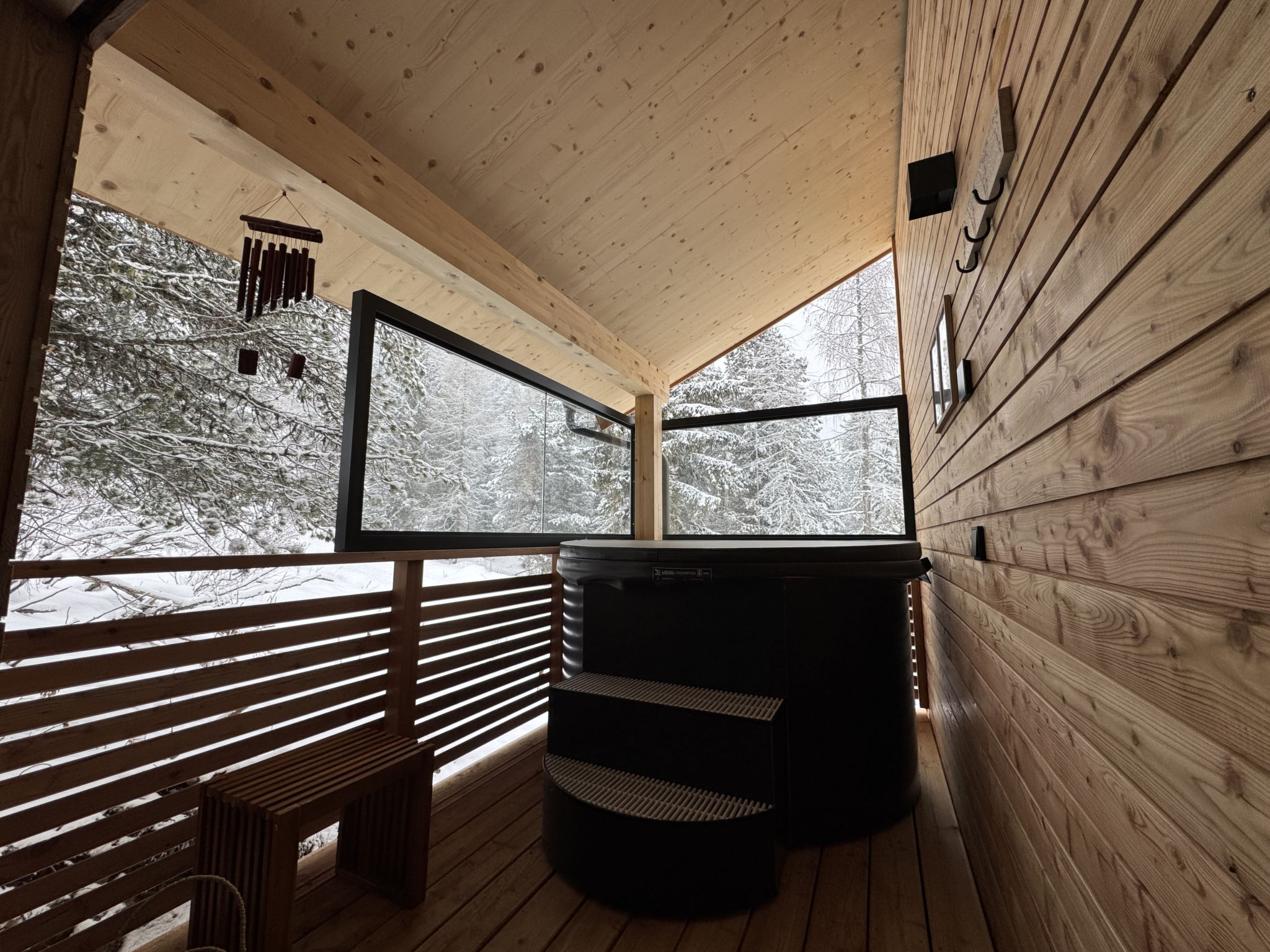 02_NTH056_18g_Sup Chalet mit Sauna und Hot Tub 2 E - Buiten