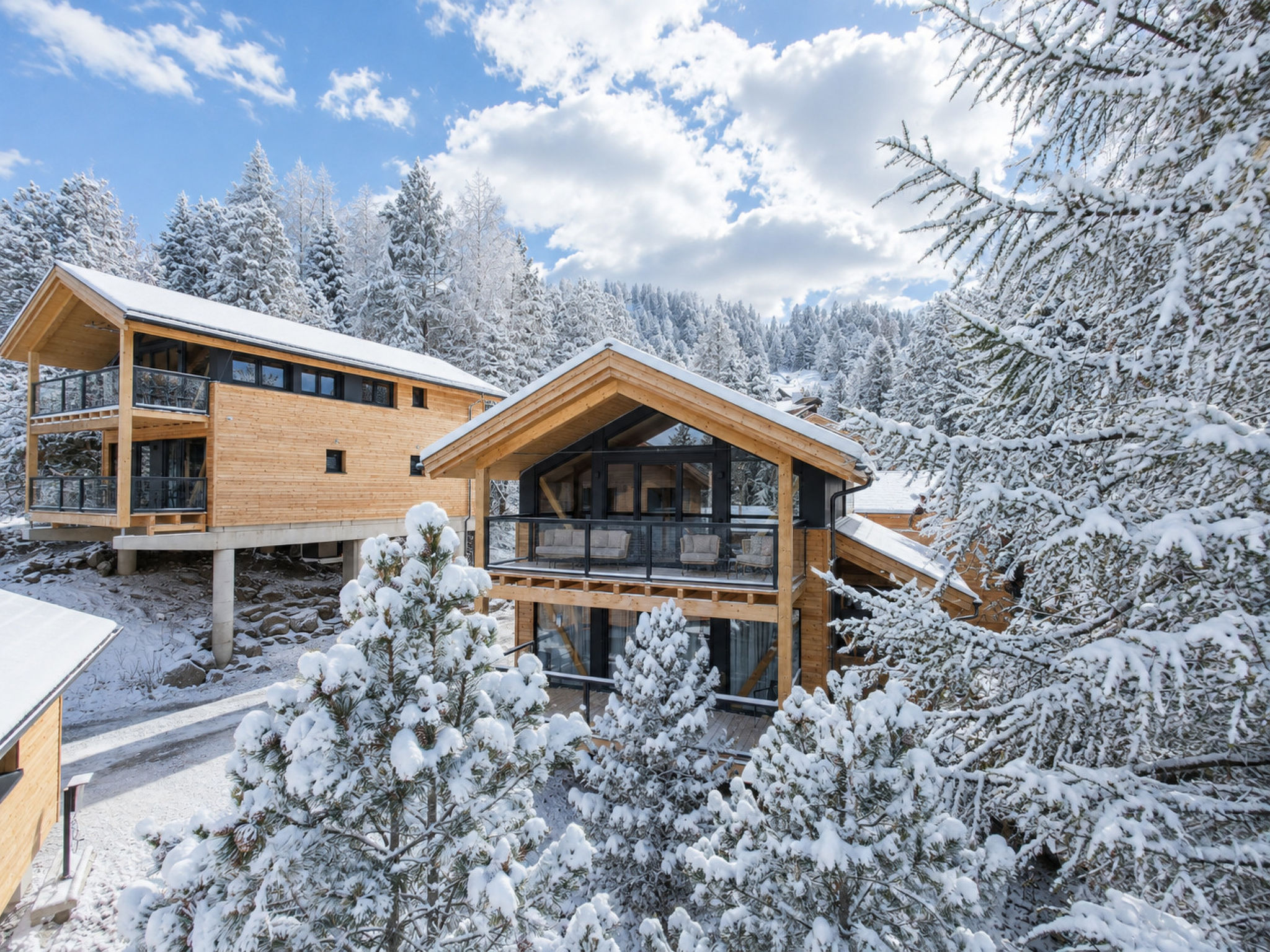 02_NTH052_18c_Sup Chalet mit Sauna und Hot Tub 2 E - Buiten