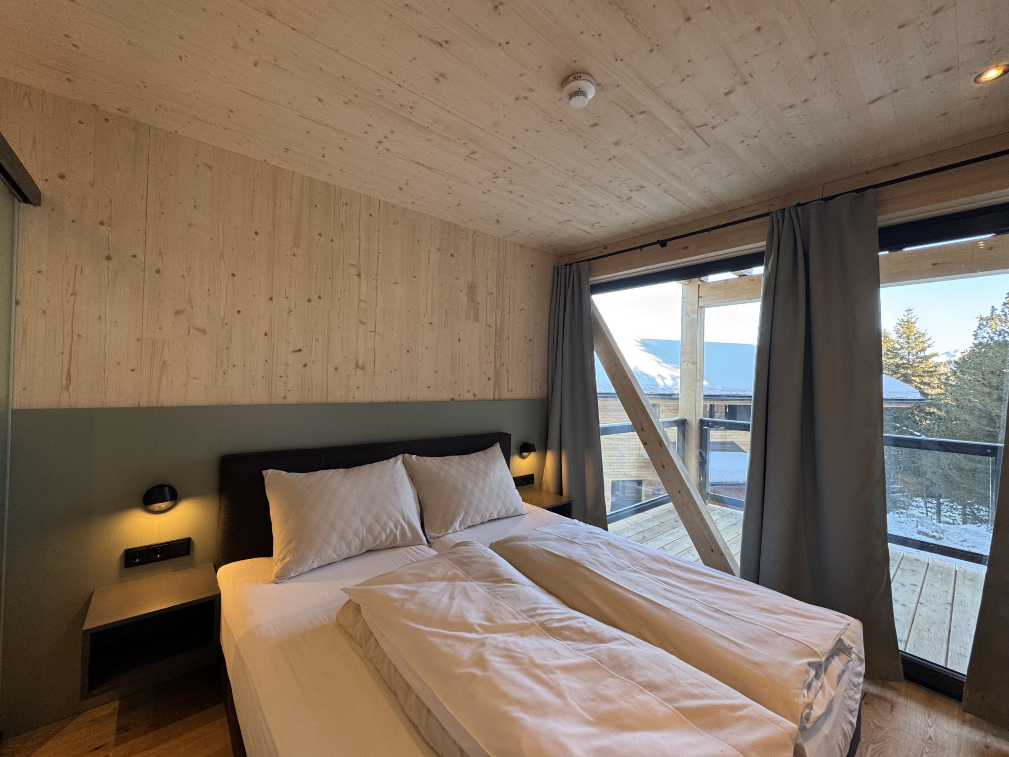 02_NTH053_18d_Sup Chalet mit Sauna und Hot Tub 2 E - Binnen