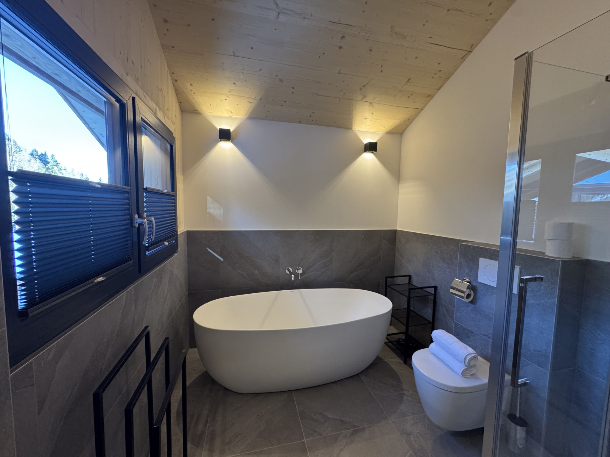 02_NTH053_18d_Sup Chalet mit Sauna und Hot Tub 2 E - Binnen