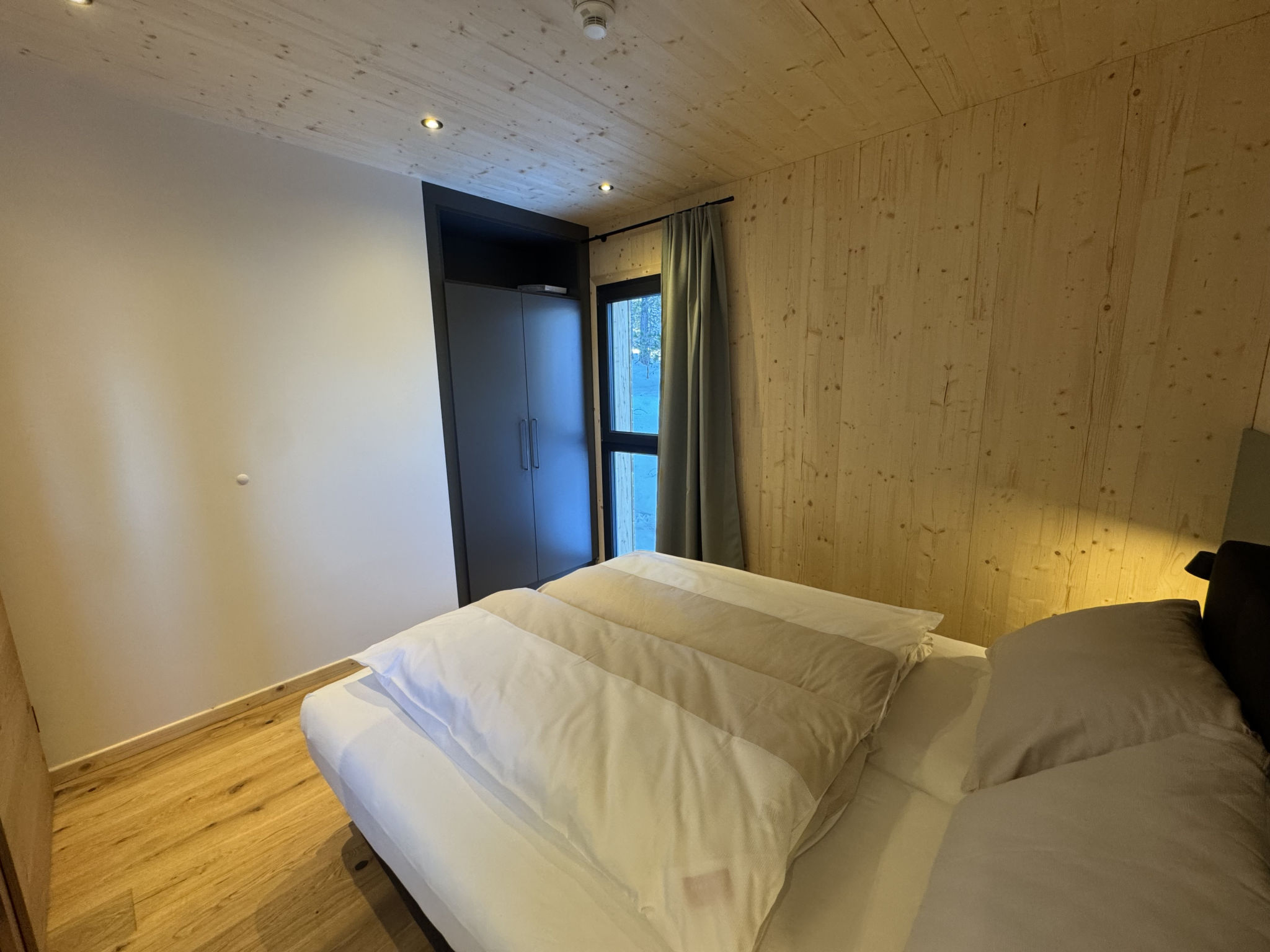 02_NTH053_18d_Sup Chalet mit Sauna und Hot Tub 2 E - Binnen