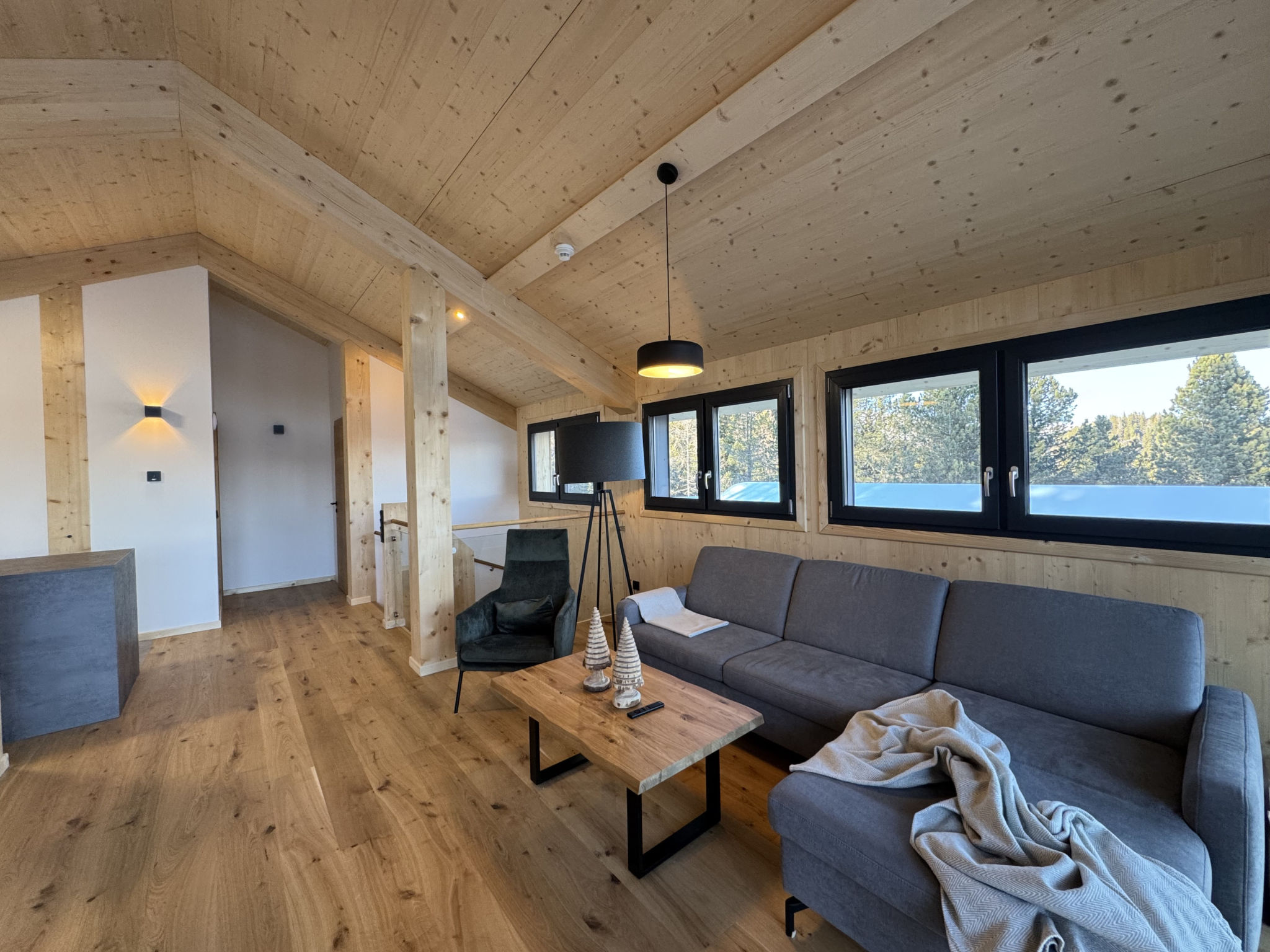 02_NTH053_18d_Sup Chalet mit Sauna und Hot Tub 2 E