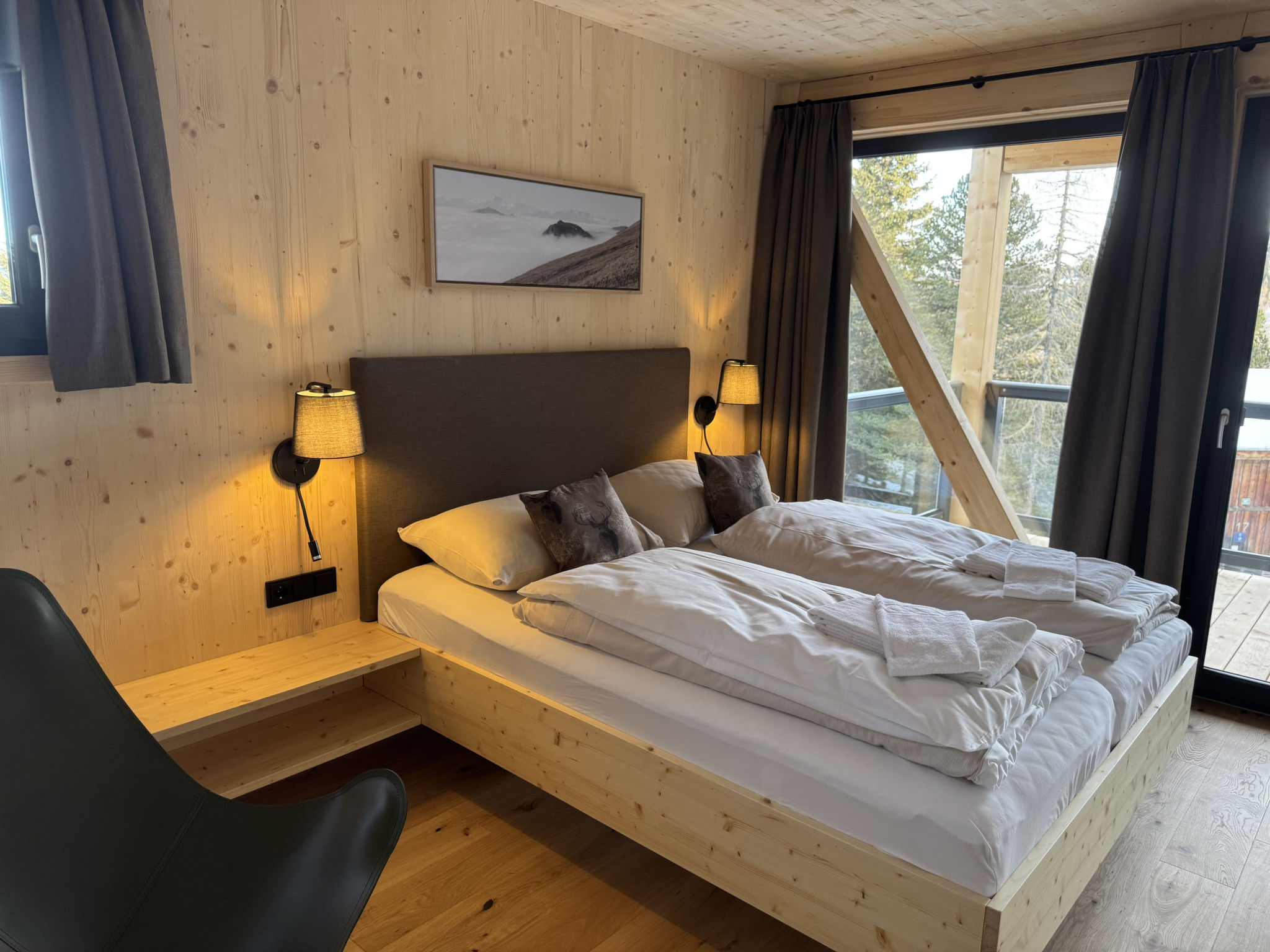 02_Nth051_18b_Sup Chalet mit Sauna und Hot Tub 2 E - Drinnen
