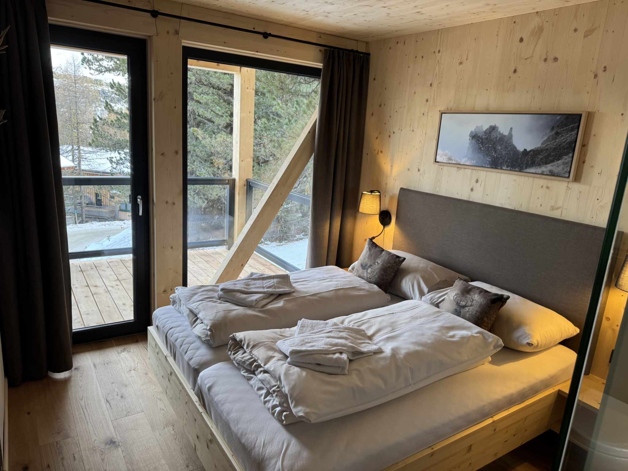 02_Nth051_18b_Sup Chalet mit Sauna und Hot Tub 2 E - Drinnen