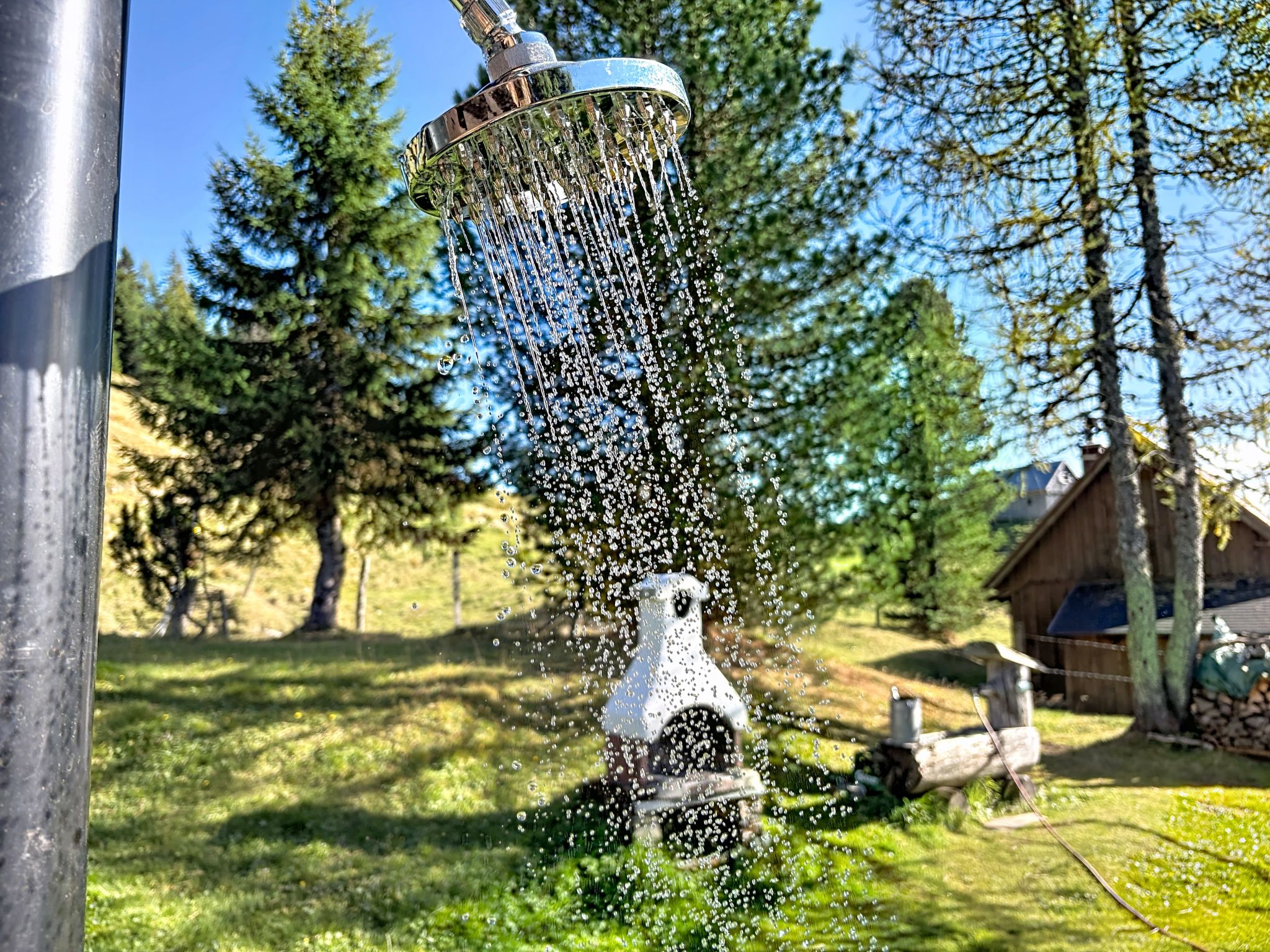 Schneehitzalmhütte - Draußen