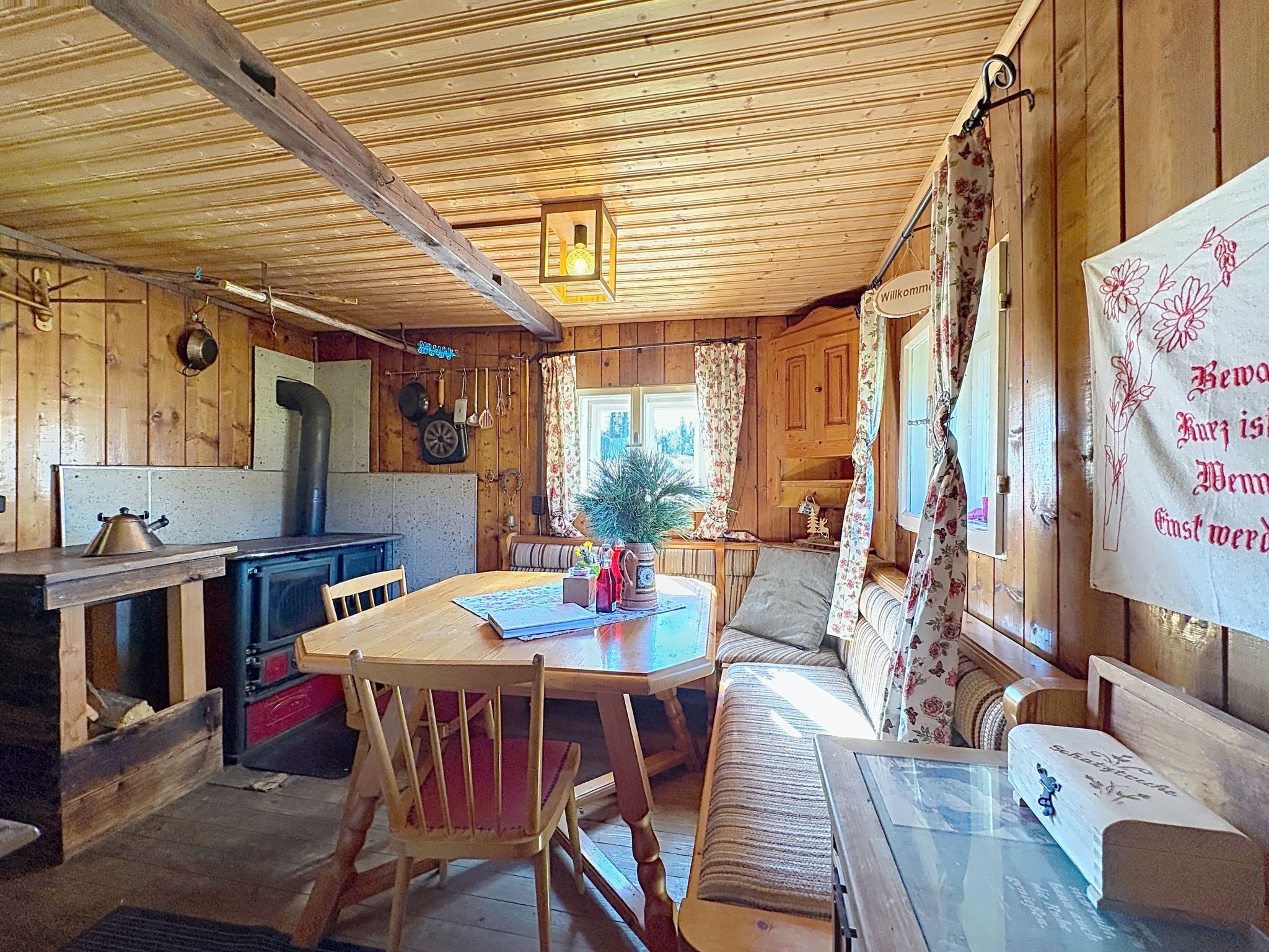 Schneehitzalmhütte