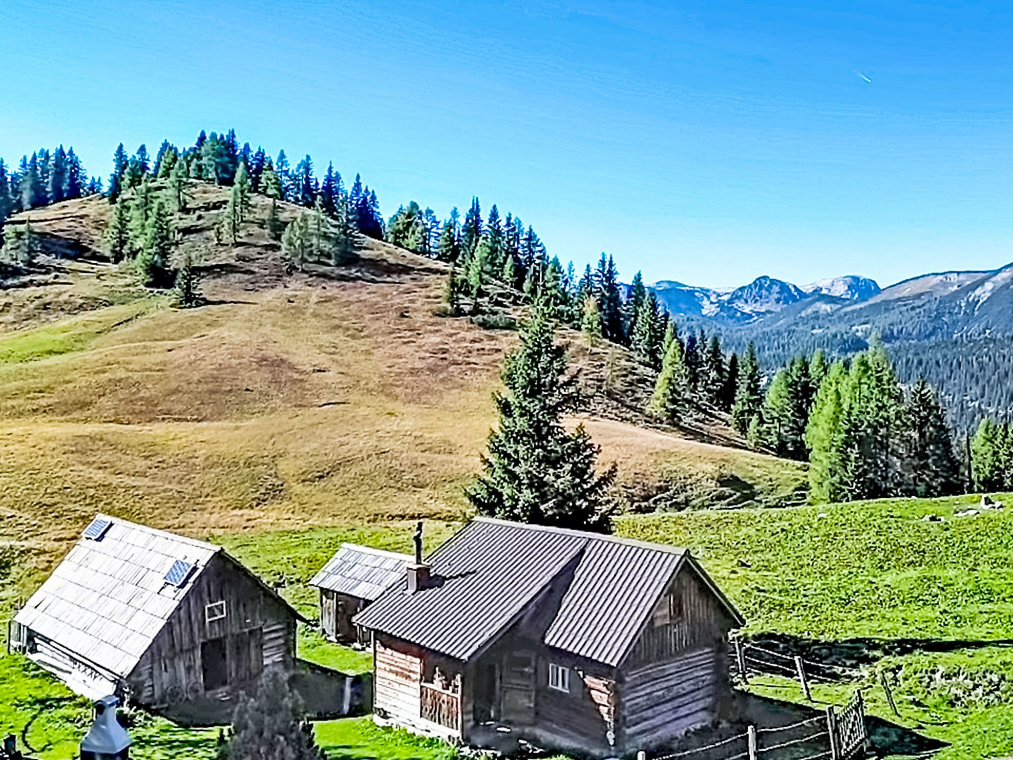 Schneehitzalmhütte - Draußen