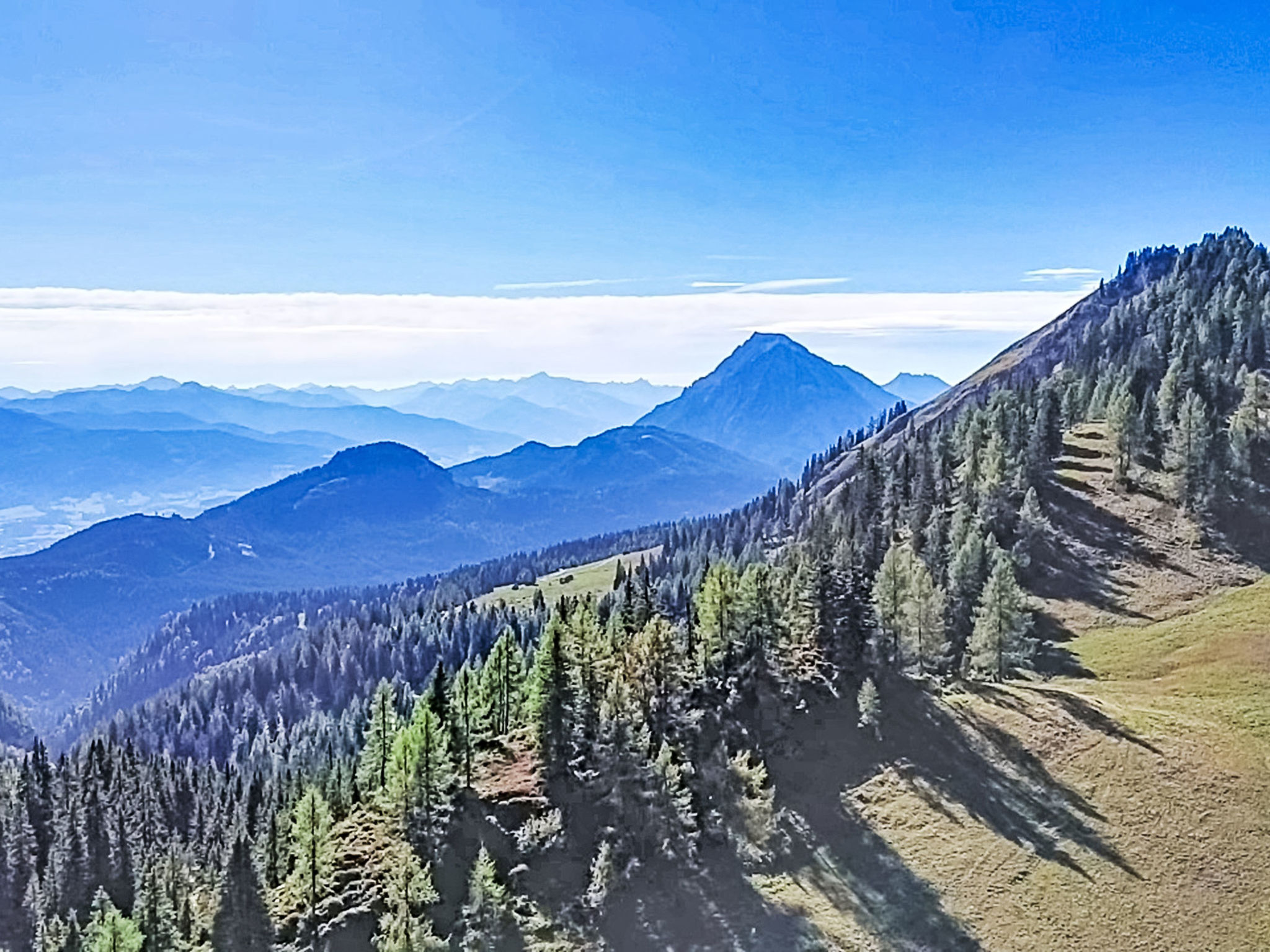 Schneehitzalmhütte - Draußen
