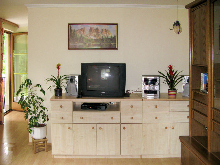 Search and Stay, undefined in undefined. Gallery position 4