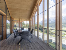 Premium chalet voor 10 personen met sauna, pool en directe toegang tot de piste - thumbnail 1