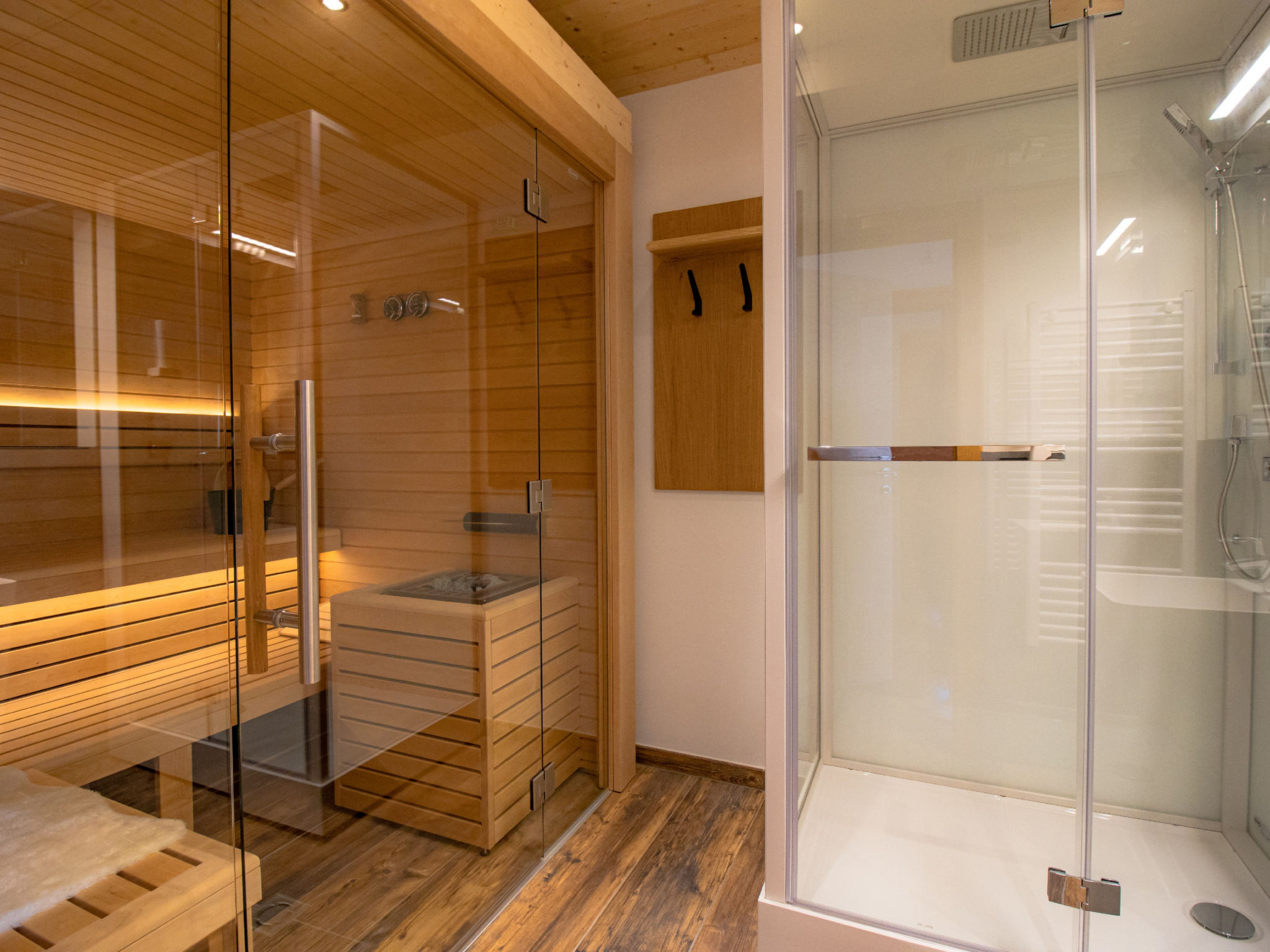 Ruim chalet voor 8 met sauna, buitenbad en directe toegang tot de skipiste - foto 5
