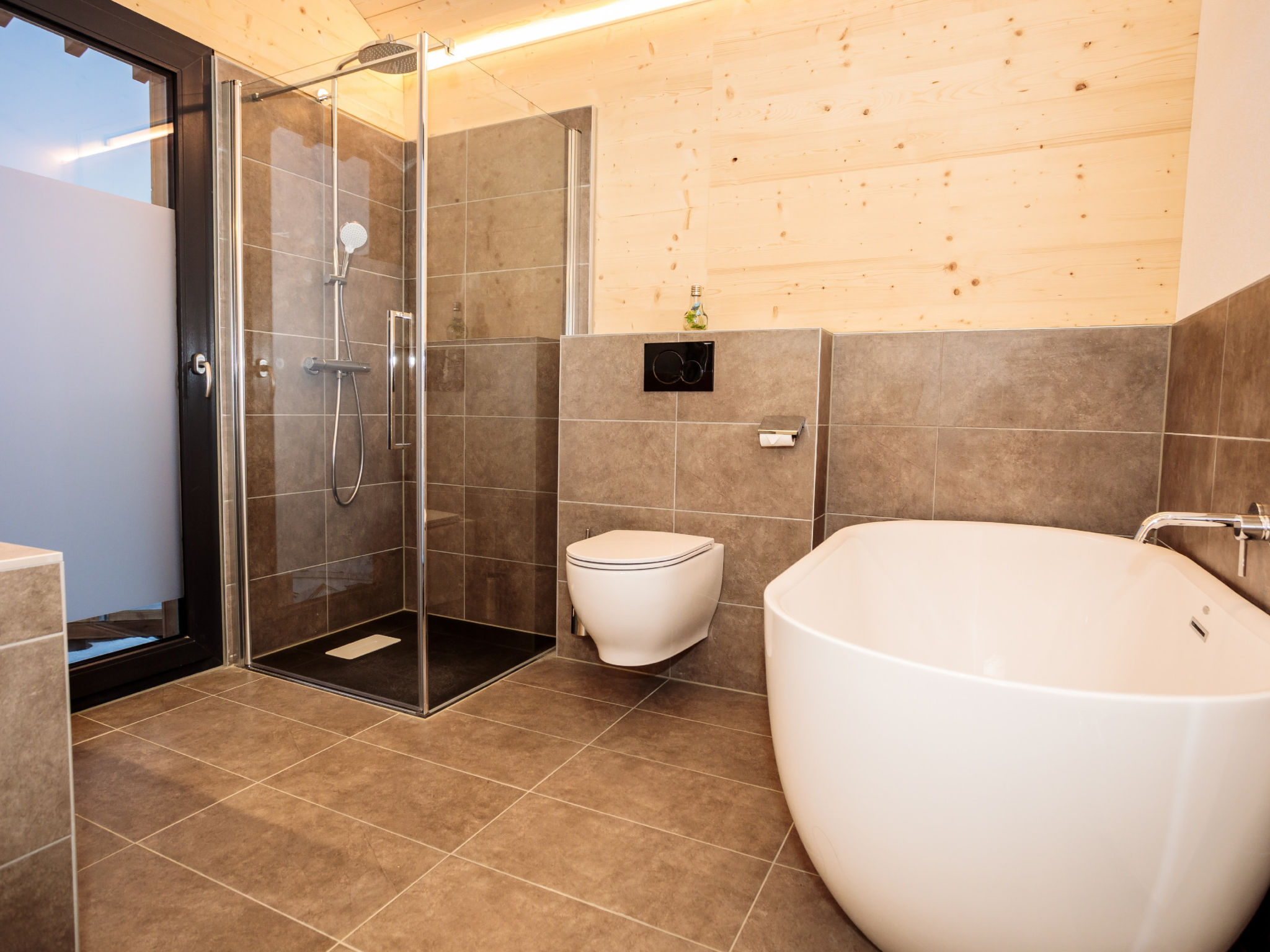 Ruim chalet voor 8 met sauna, buitenbad en directe toegang tot de skipiste - foto 6