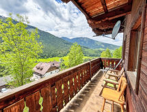 Ruim chalet voor 9 personen aan de skipiste in Schladming met tuin - thumbnail 2