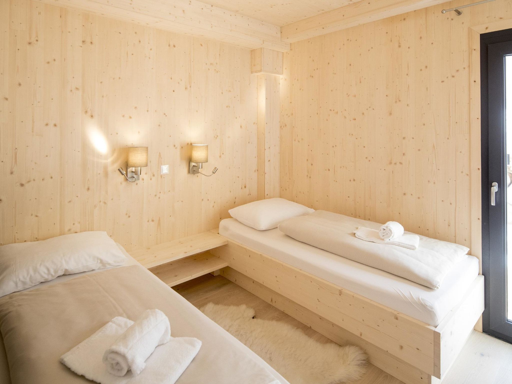 Chalet Superior #11 met privé IR-sauna, whirlpool en skipiste op 50 meter - foto 6
