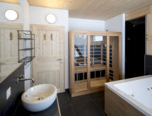 Premium chalet met IR-sauna en buiten-sprudelbad aan de piste in Pichl - thumbnail 5