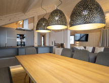 Premium chalet met IR-sauna en buiten-sprudelbad aan de piste in Pichl - thumbnail 4