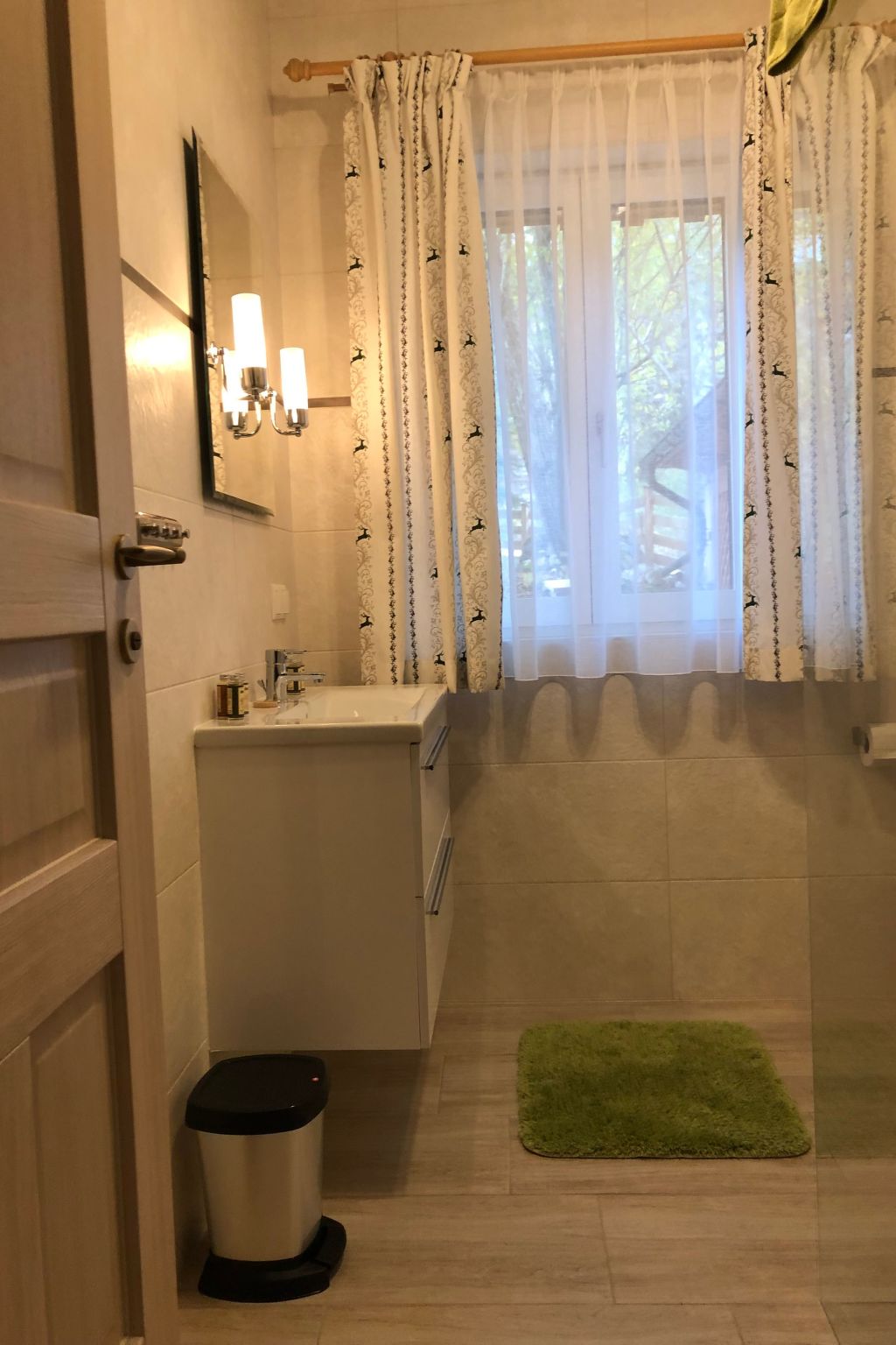 Tolle Wohnung in Bad Aussee mit Garten und Grill und Bergblick-Image-tags.info